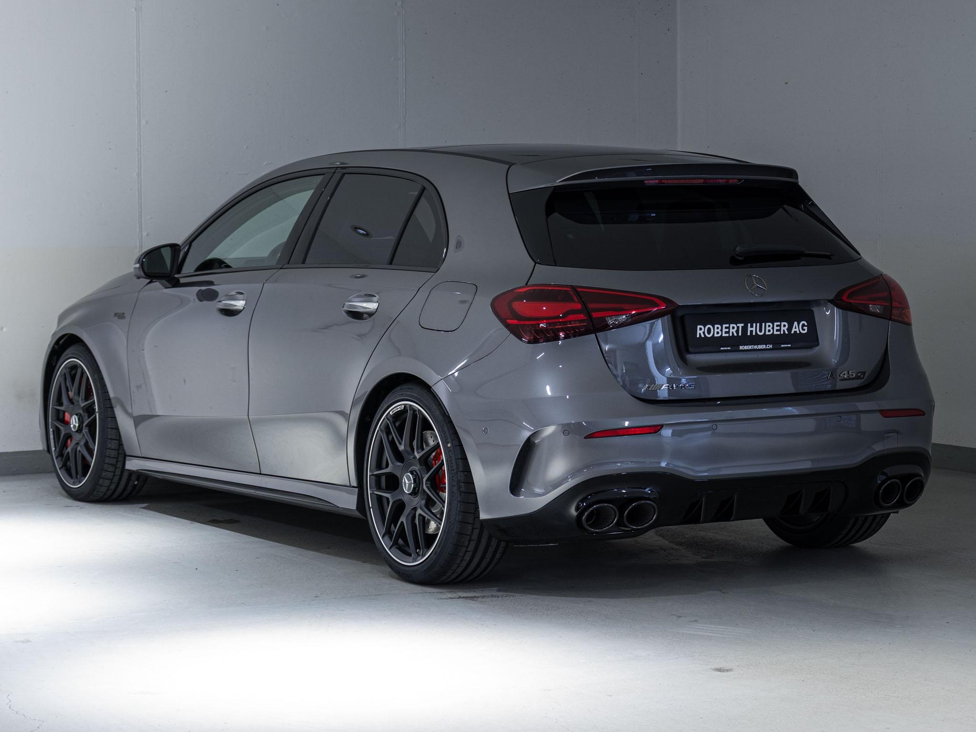 MERCEDES-BENZ A 45 S AMG 4MATIC+-image-3