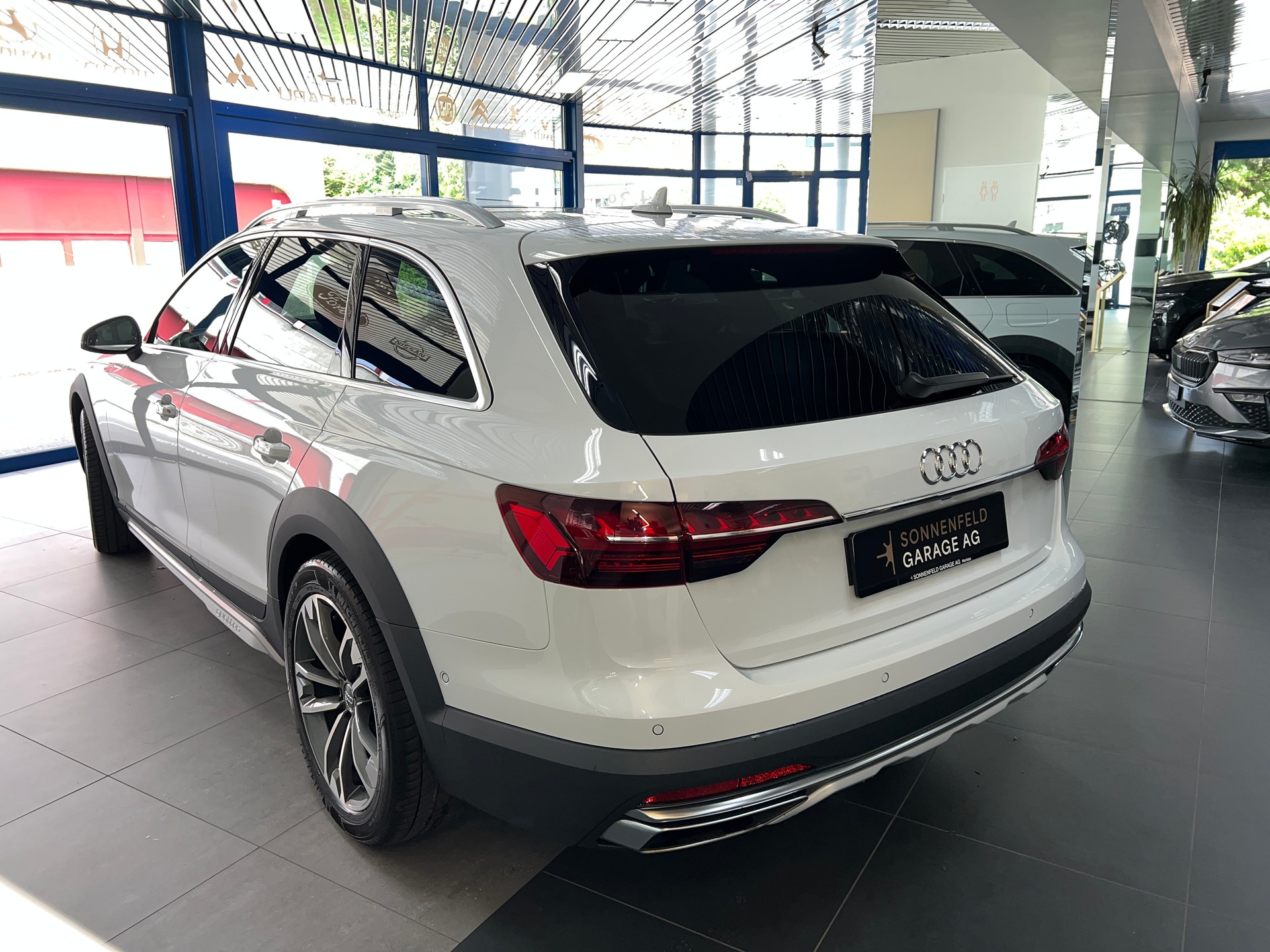AUDI A4 allroad 40 TDI quattro tiptronic-showroom-element-3