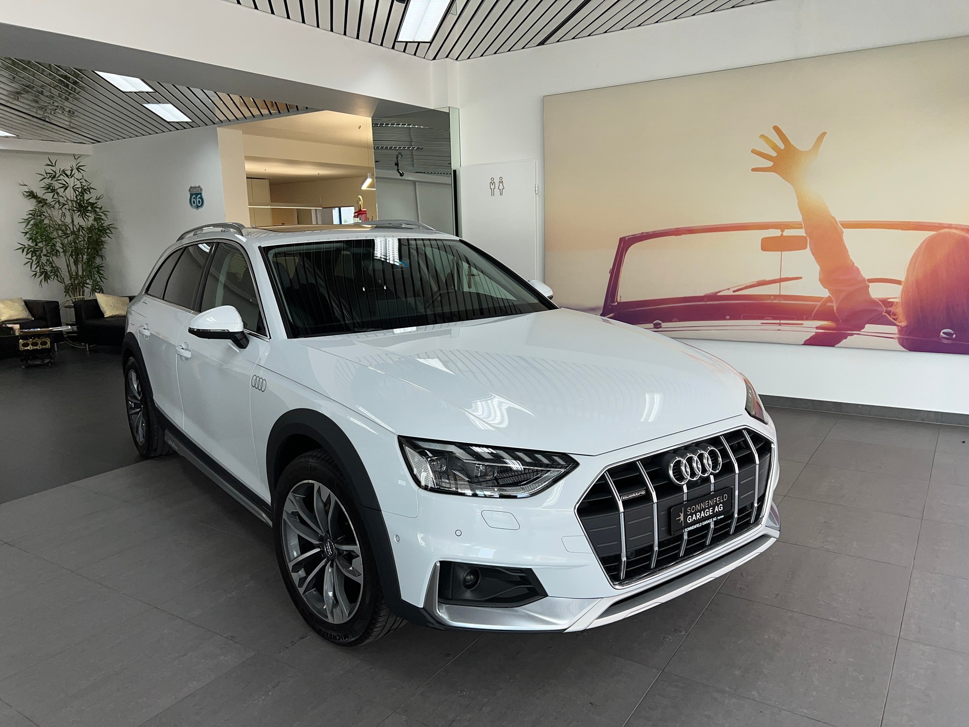 AUDI A4 allroad 40 TDI quattro tiptronic