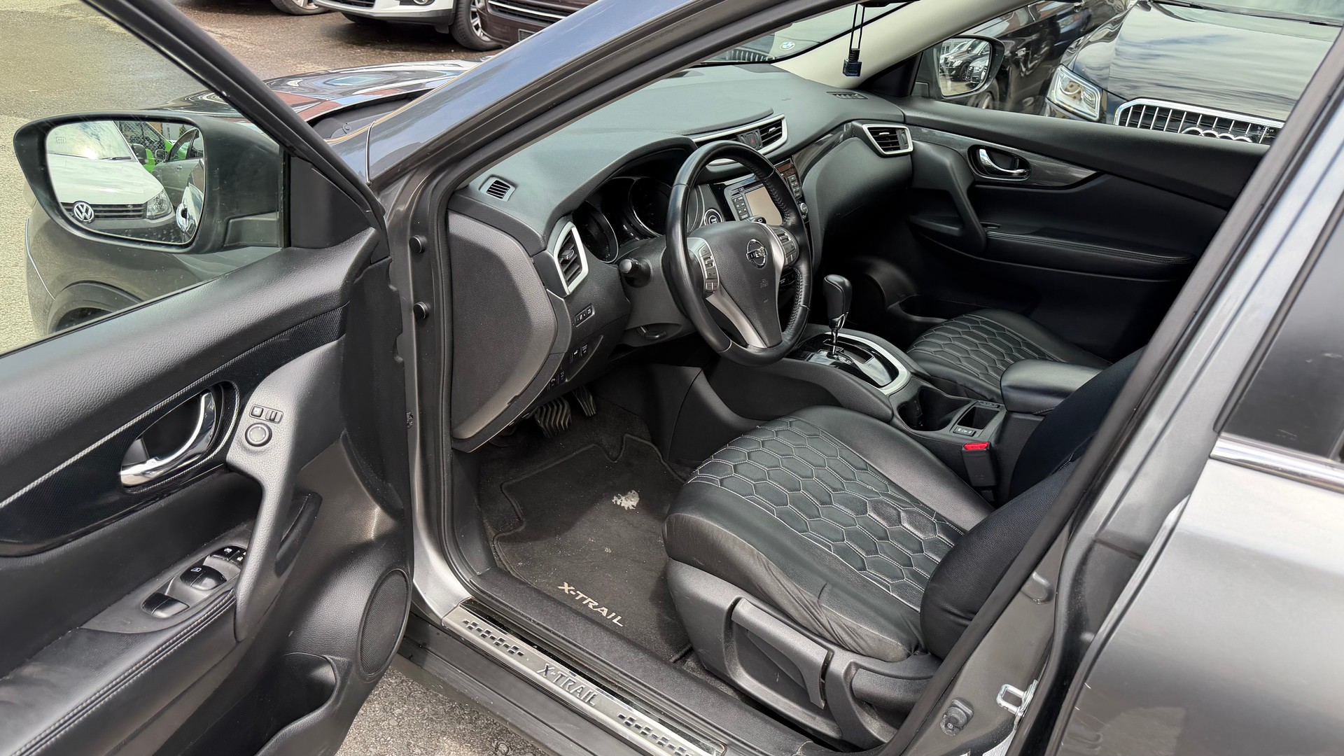 NISSAN X-Trail 1.6 dCi Swiss Edition Xtronic CVT-image-6