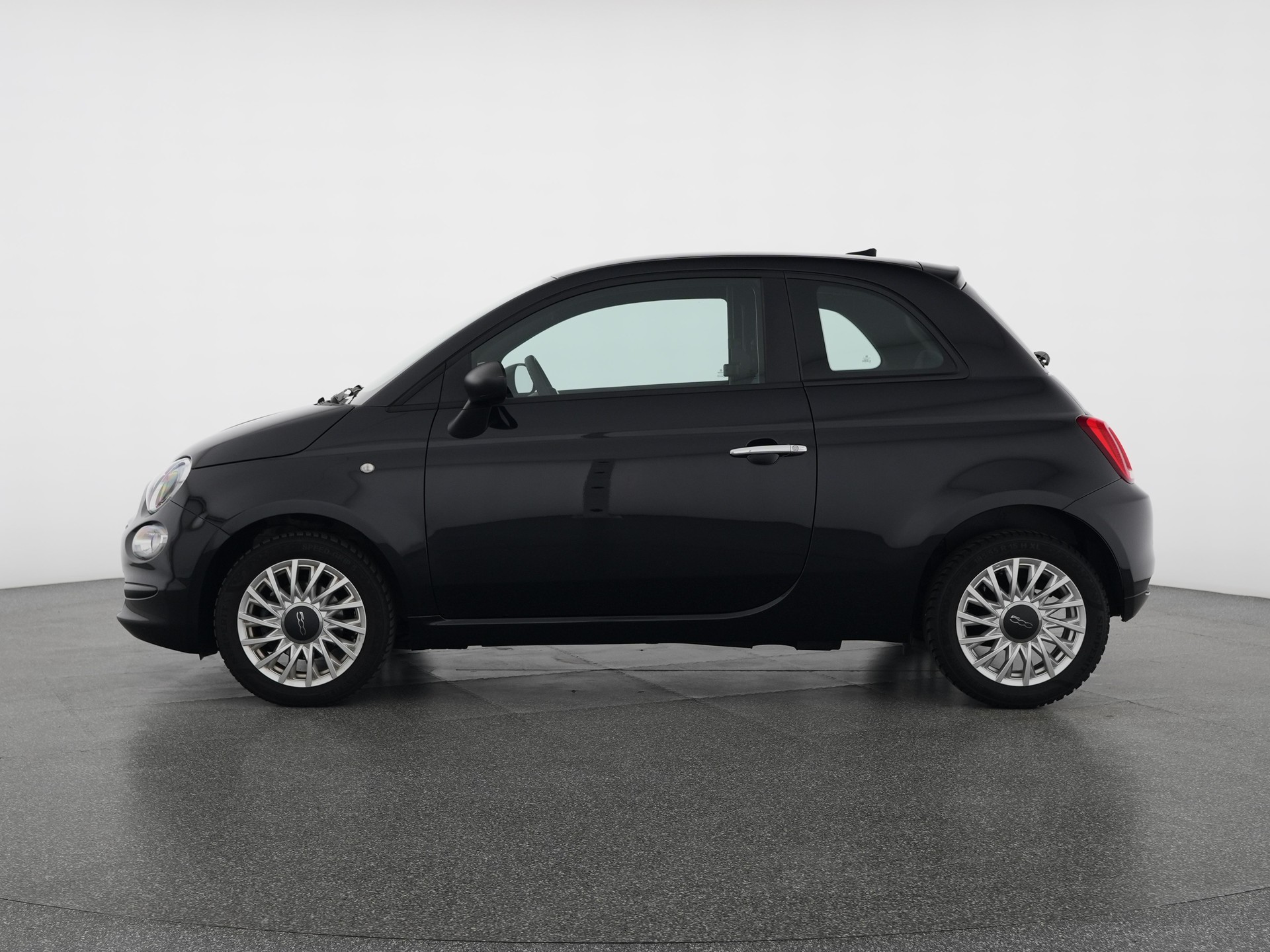 FIAT 500 1.0 Hybrid Cult-showroom-element-1