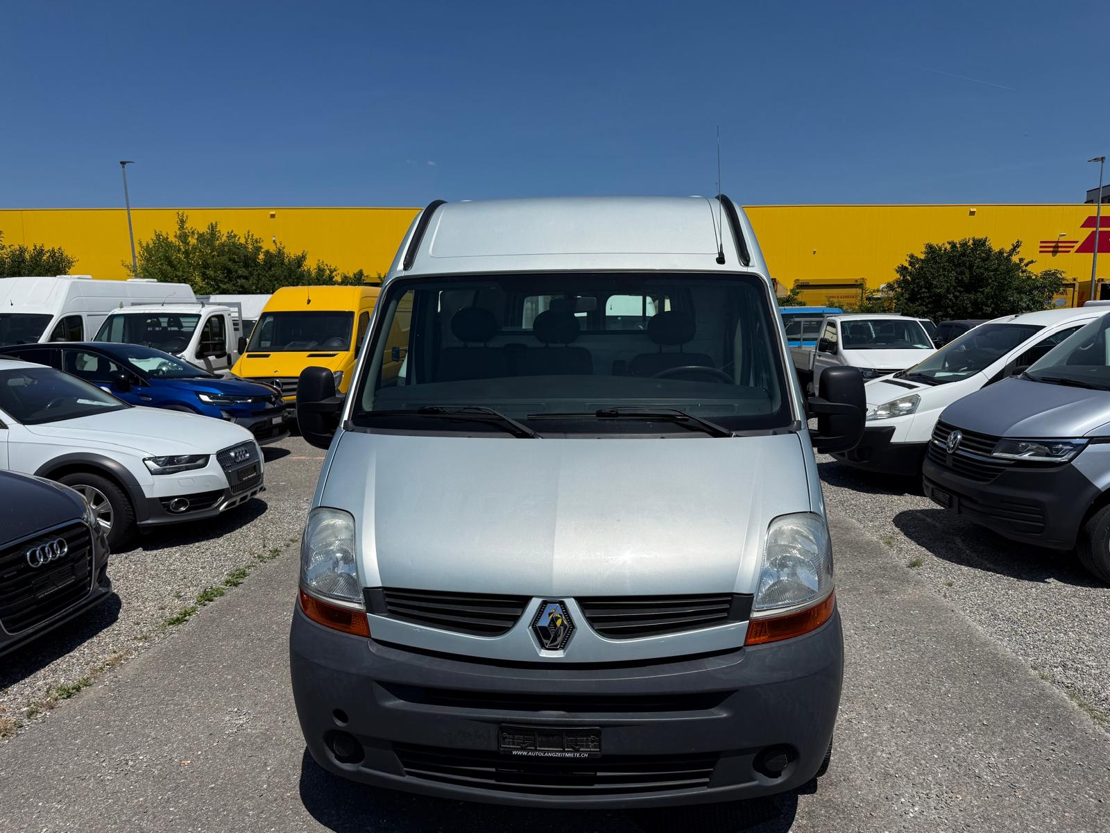 RENAULT Master T35 2.5dCi L3H2-image-2