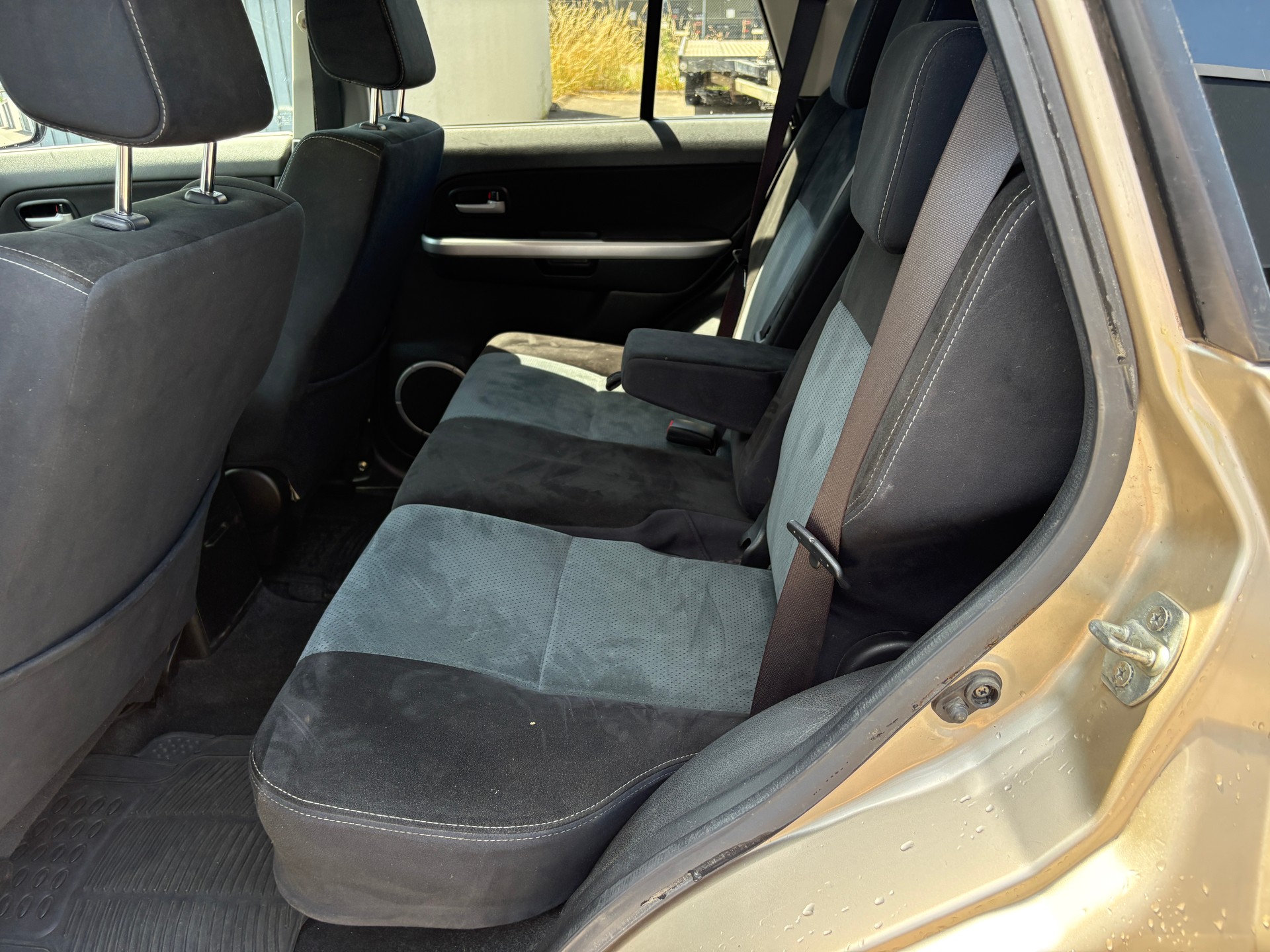 SUZUKI Grand Vitara 2.4 16V GL Top Automatic-image-8