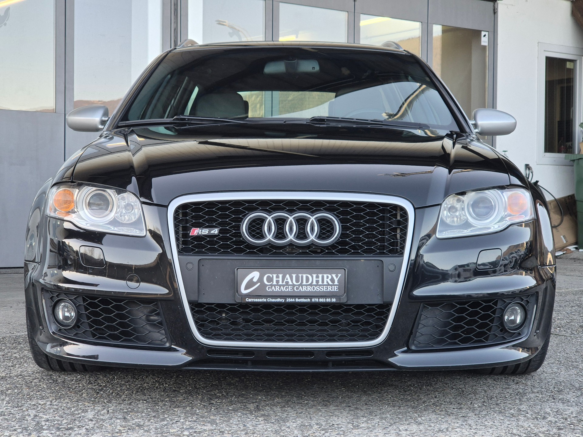 AUDI RS4 Avant 4.2 V8 quattro-showroom-element-1