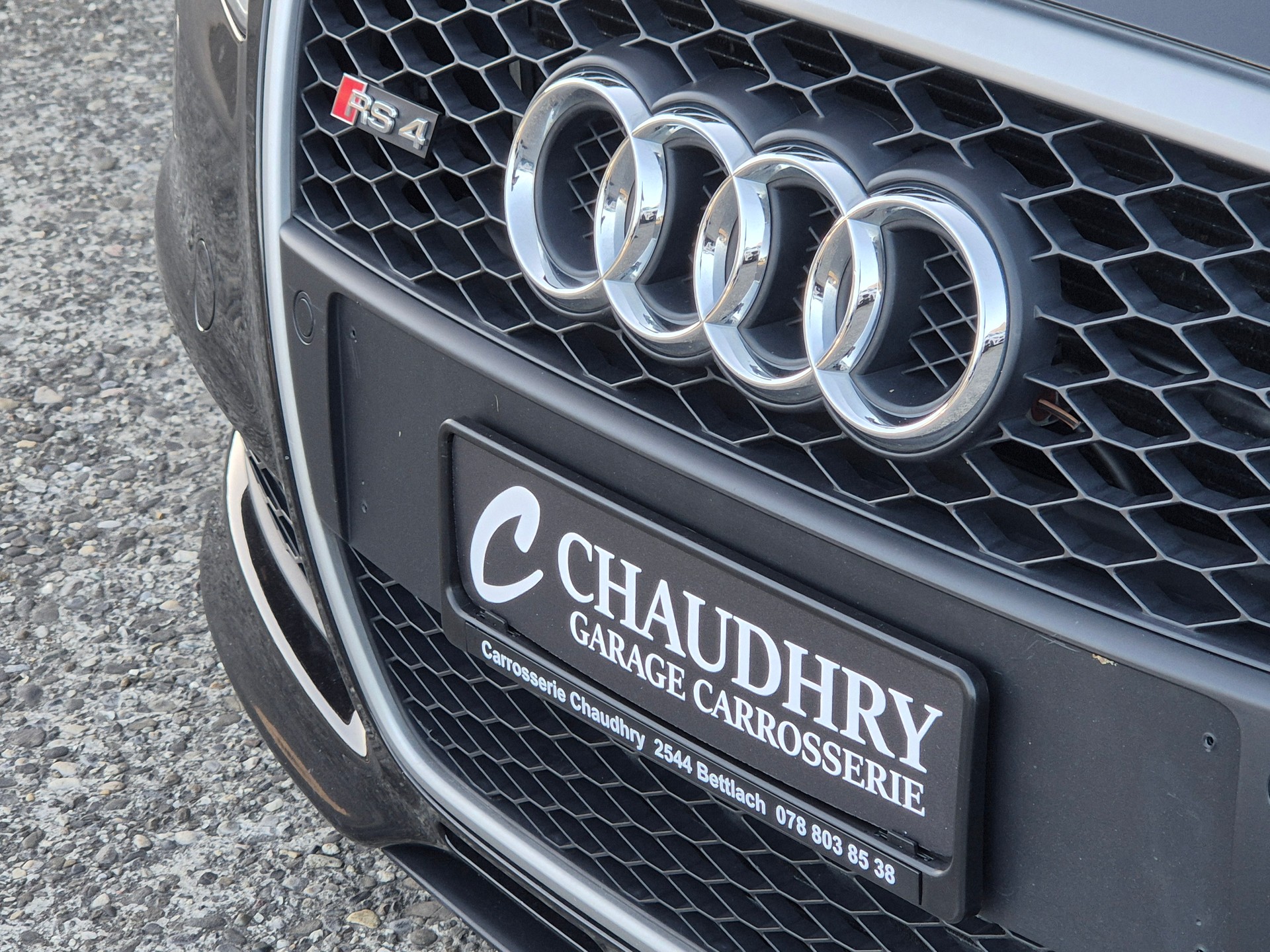 AUDI RS4 Avant 4.2 V8 quattro-image-11