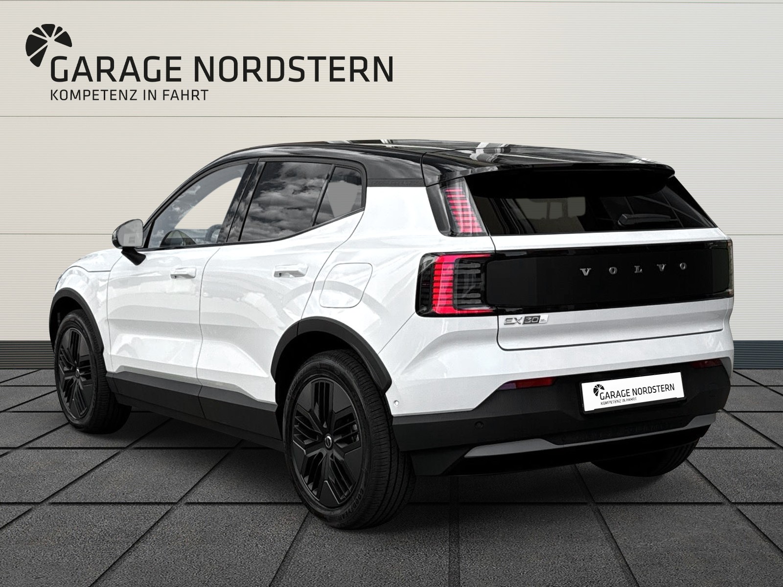 VOLVO EX30 CC E60 Twin Performance AWD-showroom-element-2