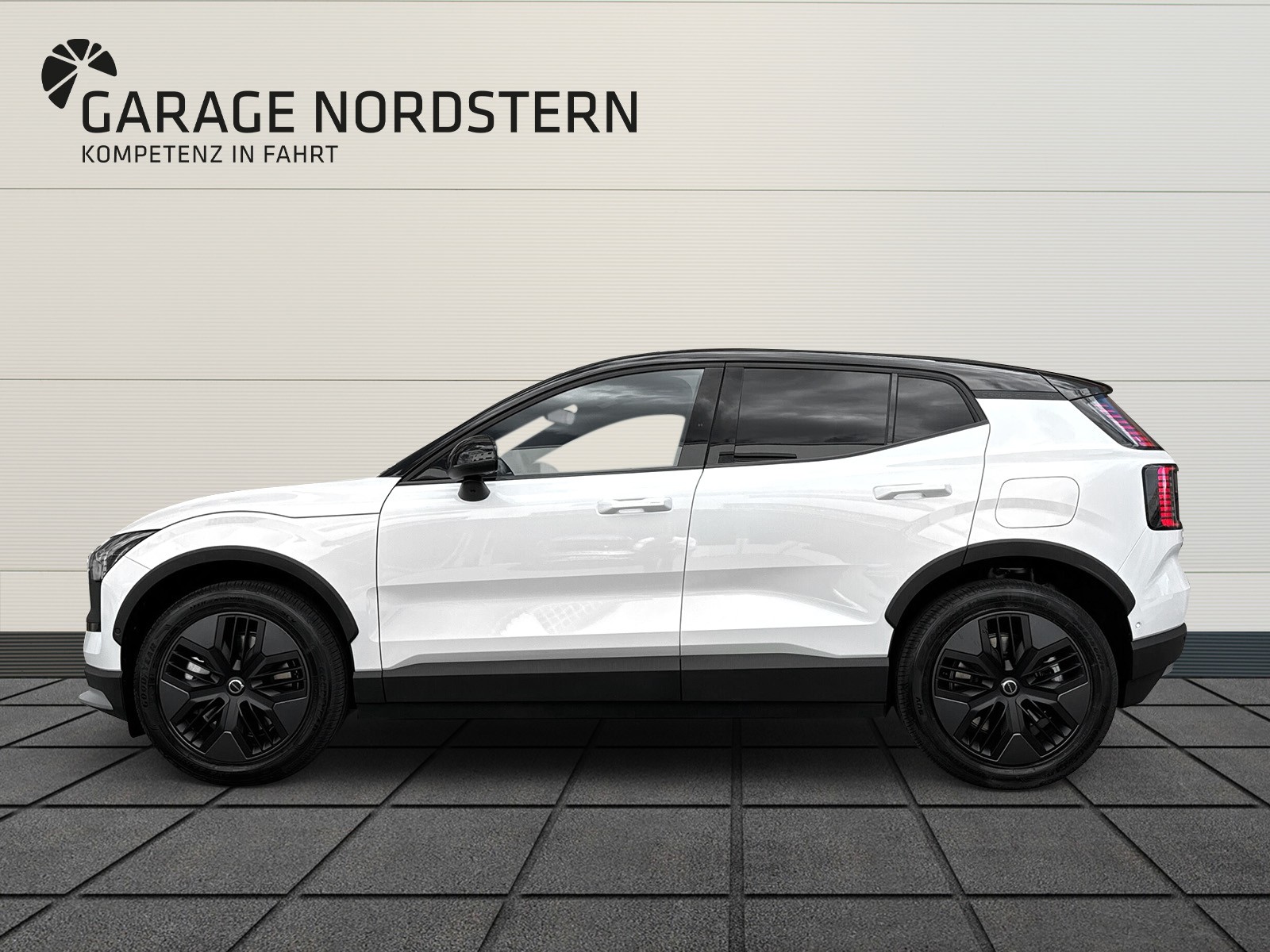 VOLVO EX30 CC E60 Twin Performance AWD-showroom-element-1