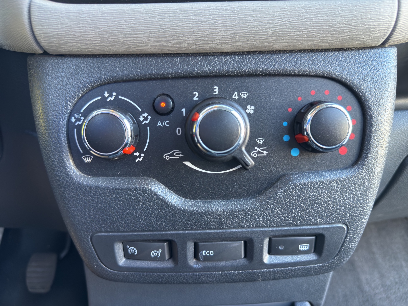 DACIA Dokker 1.5 dCi Ambiance-image-15