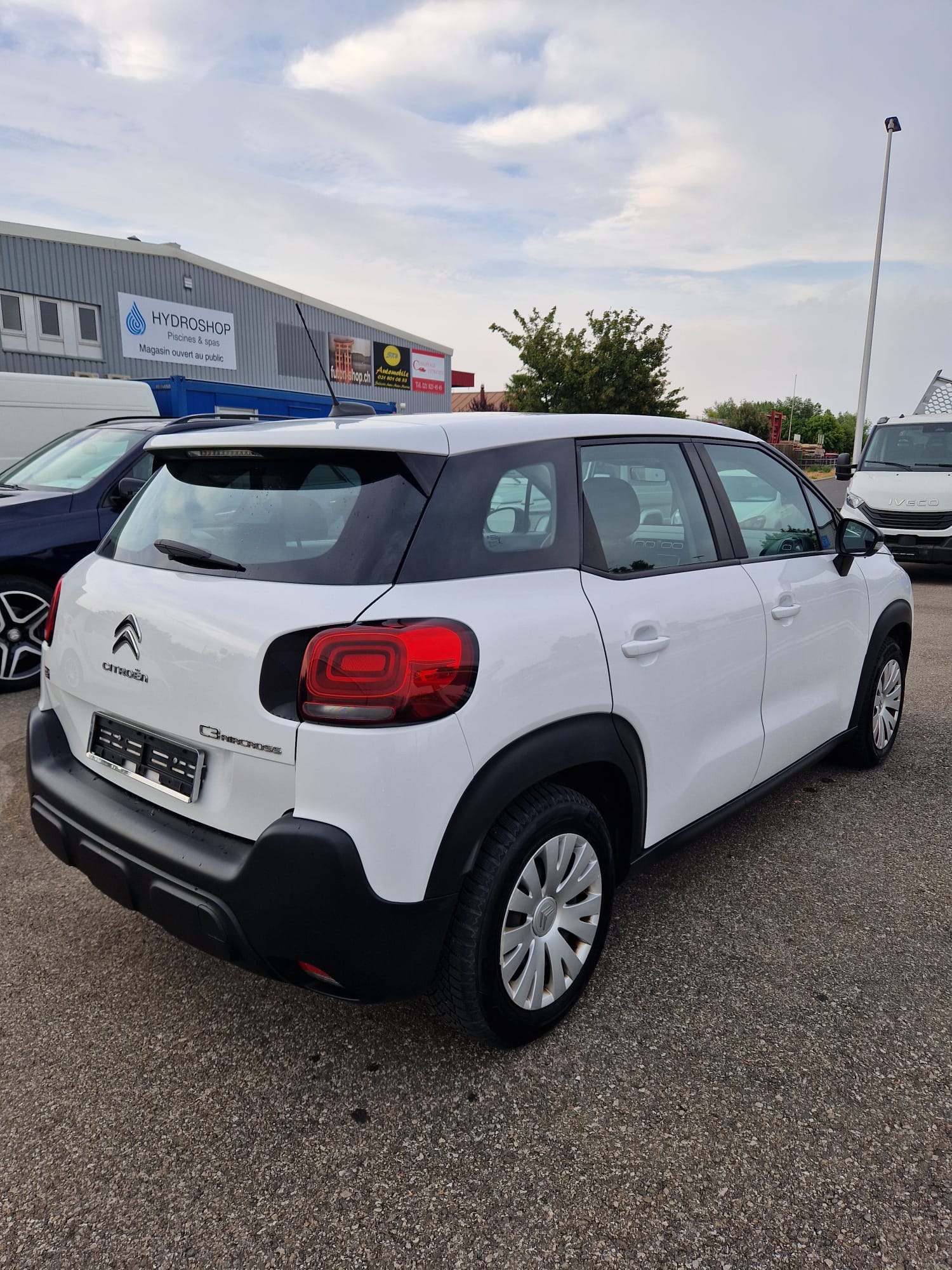 CITROEN C3 Aircross 1.2i PureTech Live-image-4
