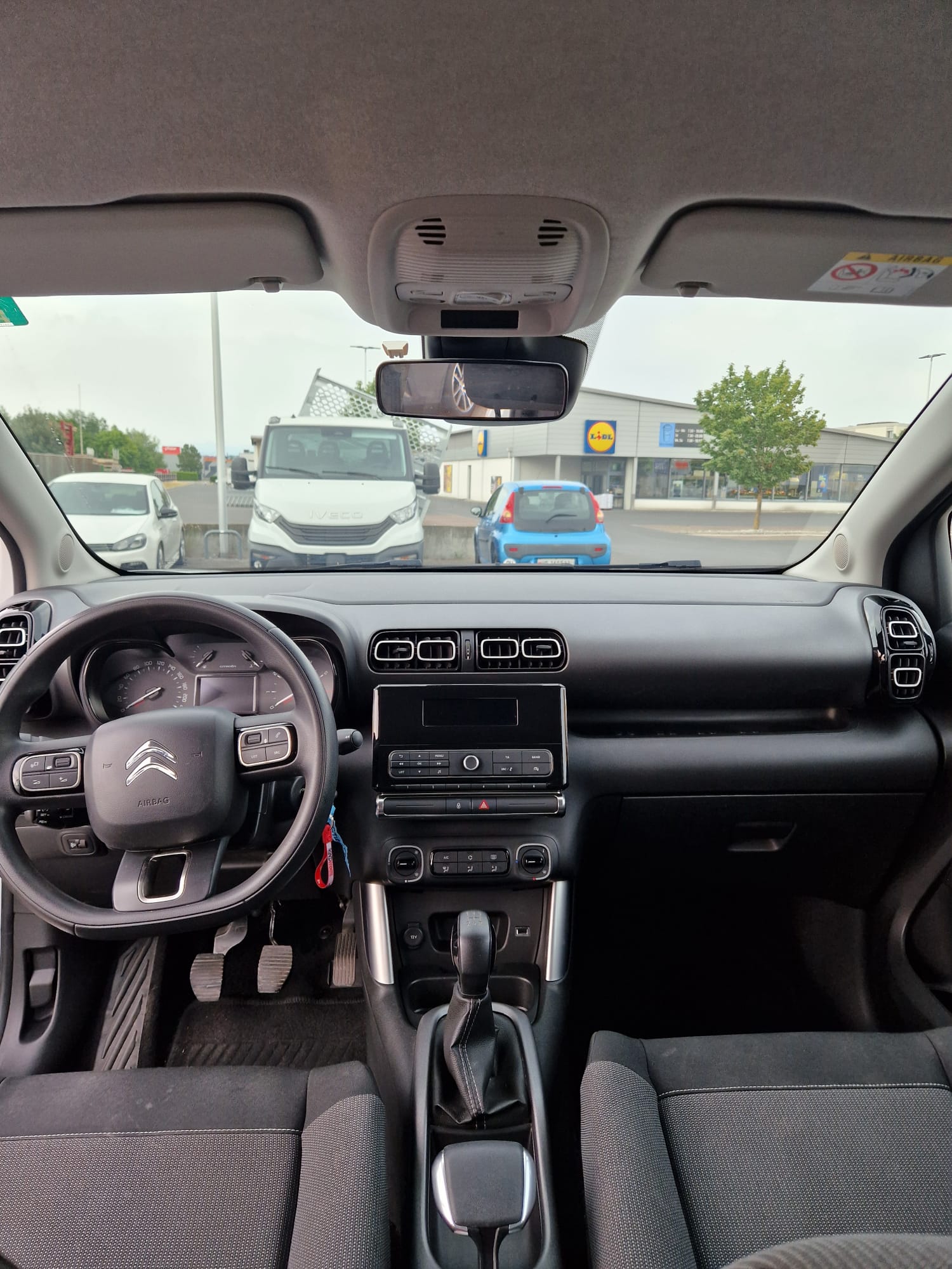 CITROEN C3 Aircross 1.2i PureTech Live-image-8