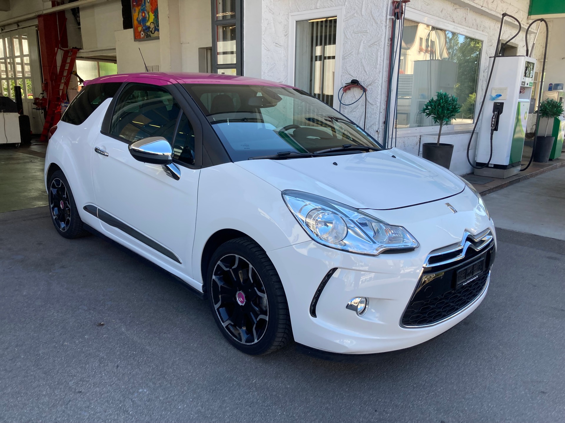 DS AUTOMOBILES 1.6 THP Sport Chic-image-1