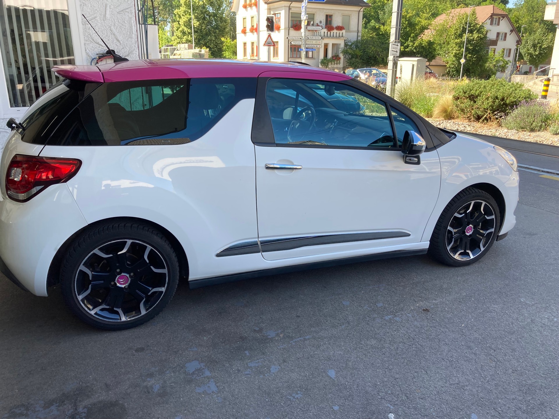 DS AUTOMOBILES 1.6 THP Sport Chic-image-3