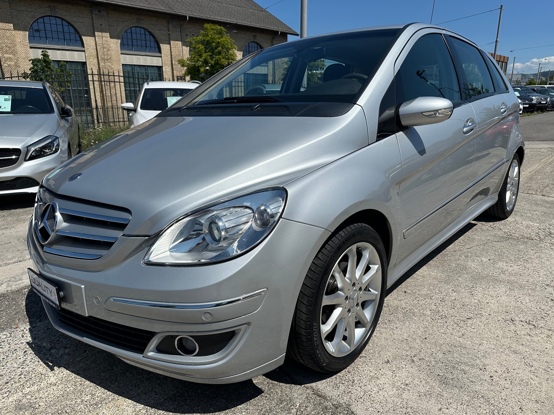 MERCEDES-BENZ B 170