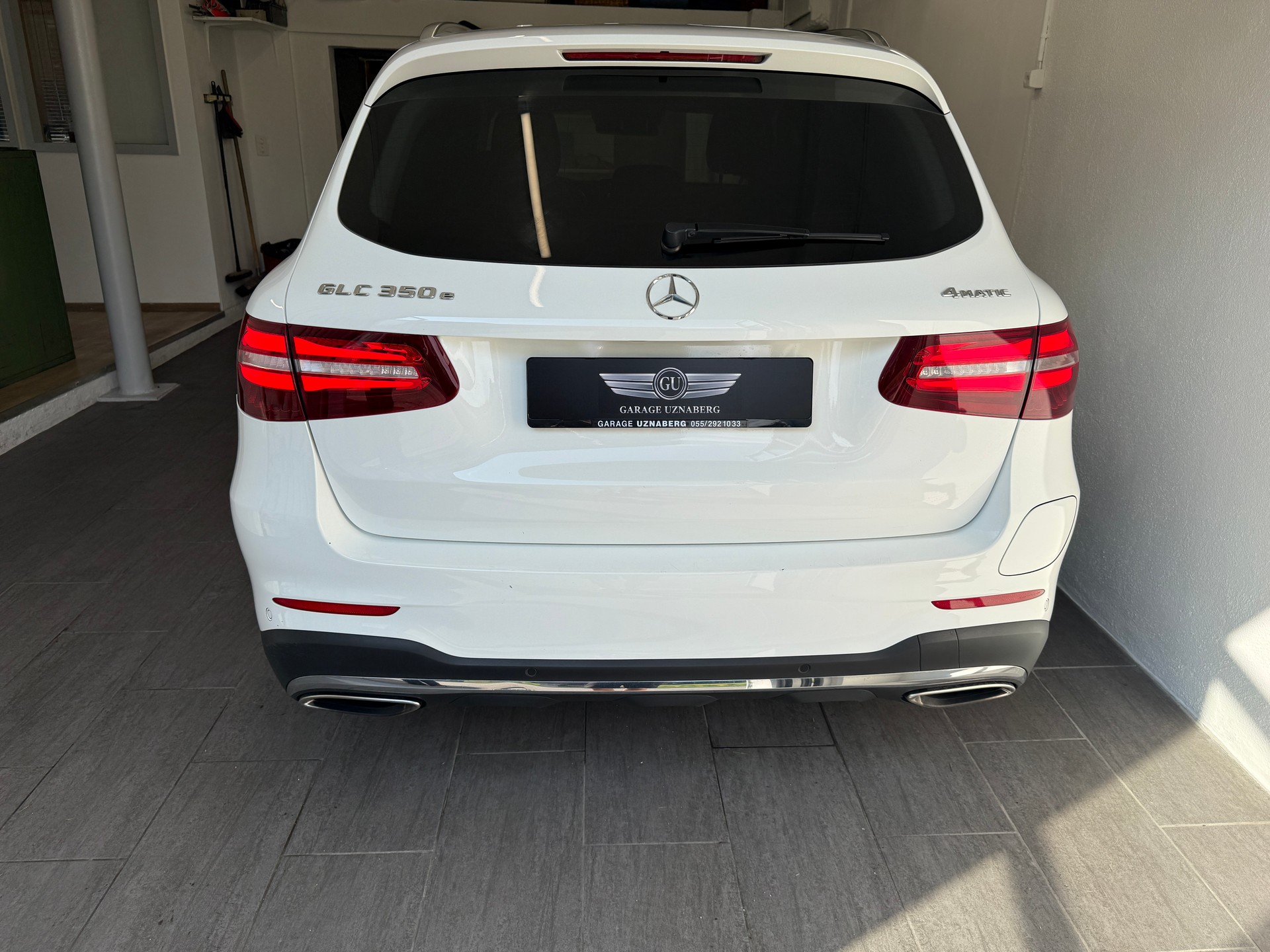 MERCEDES-BENZ GLC 350 e AMG Line 4Matic 7G-Tronic Ab 305.- pro Monat-showroom-element-3
