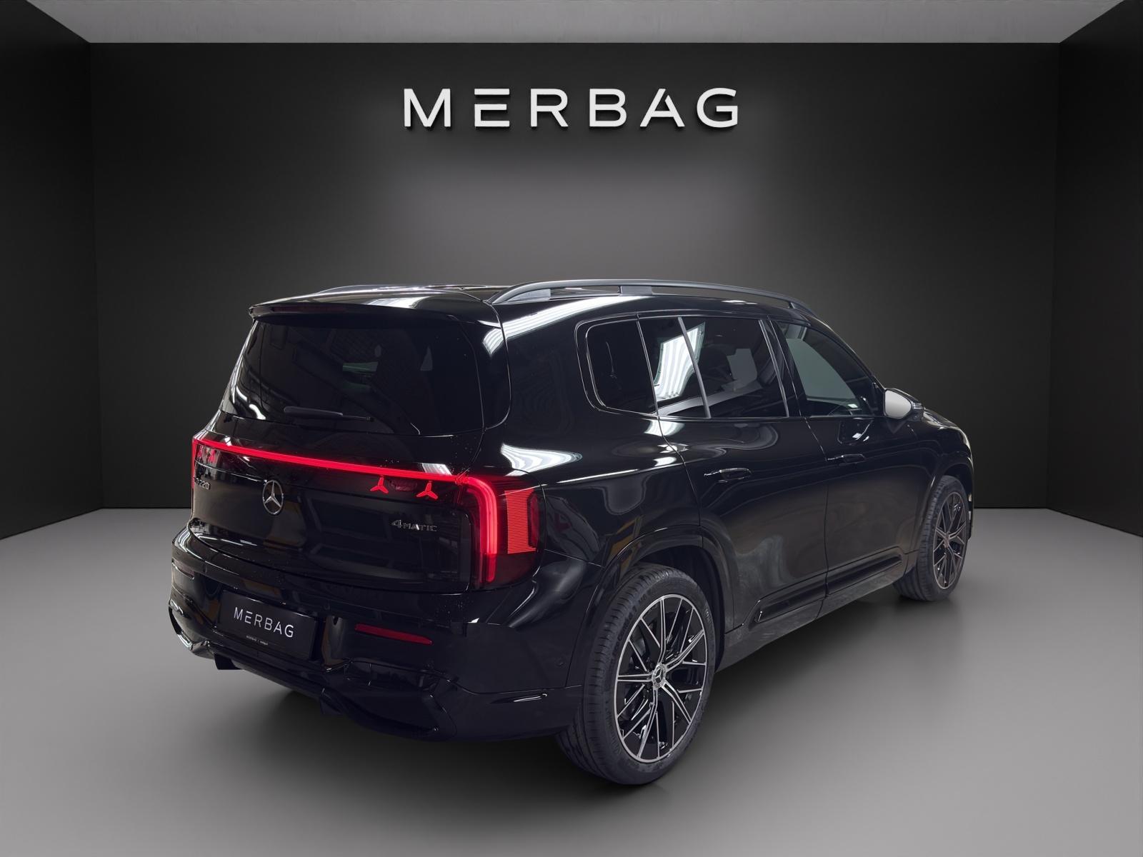 MERCEDES-BENZ GLB 220 4Matic 8G-Tronic-image-4