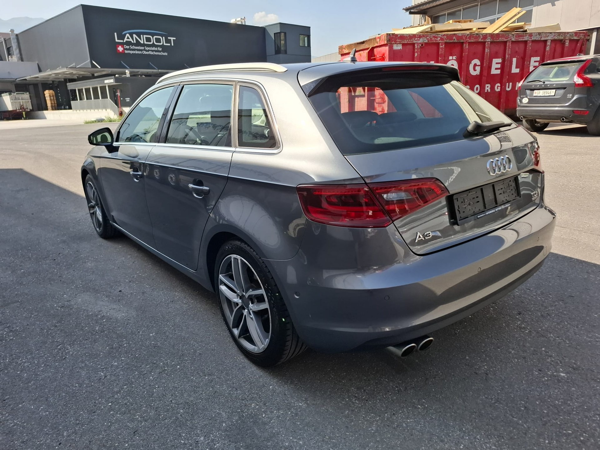 AUDI A3 Sportback 2.0 TDI Ambiente quattro-image-2