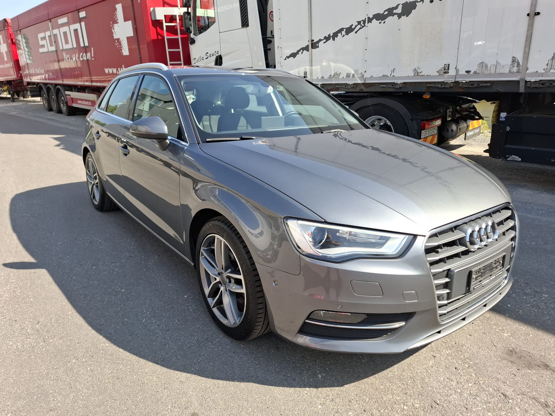 AUDI A3 Sportback 2.0 TDI Ambiente quattro-image-1