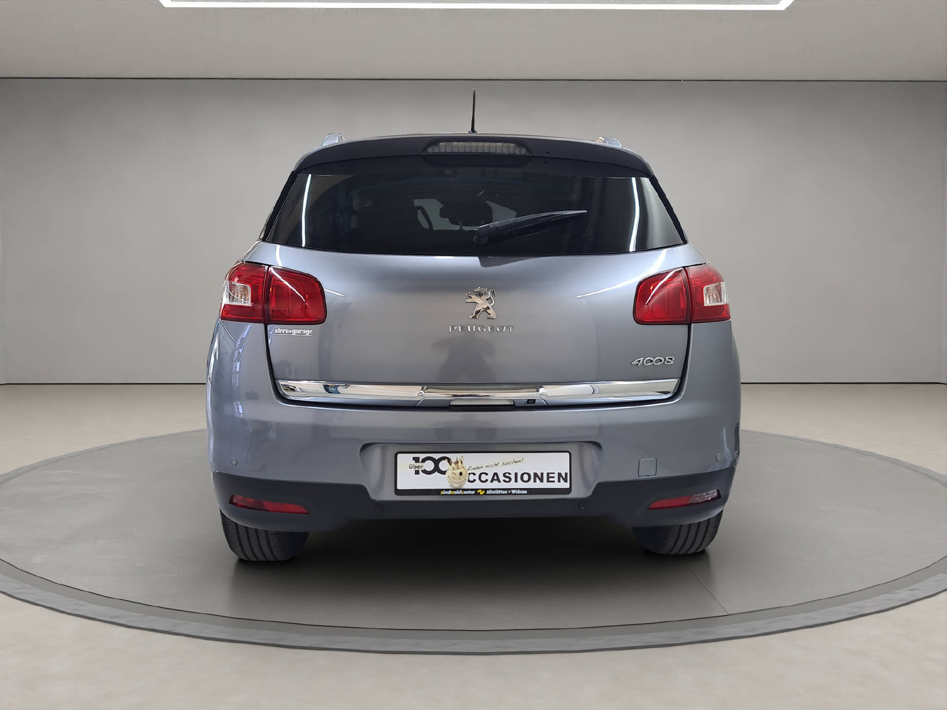 PEUGEOT 4008 1.8 HDi Allure S/S-image-3