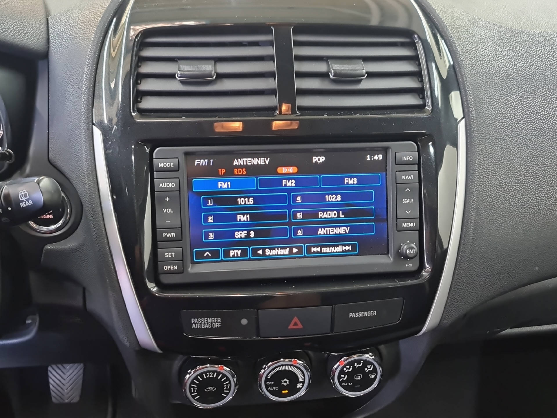 PEUGEOT 4008 1.8 HDi Allure S/S-image-8