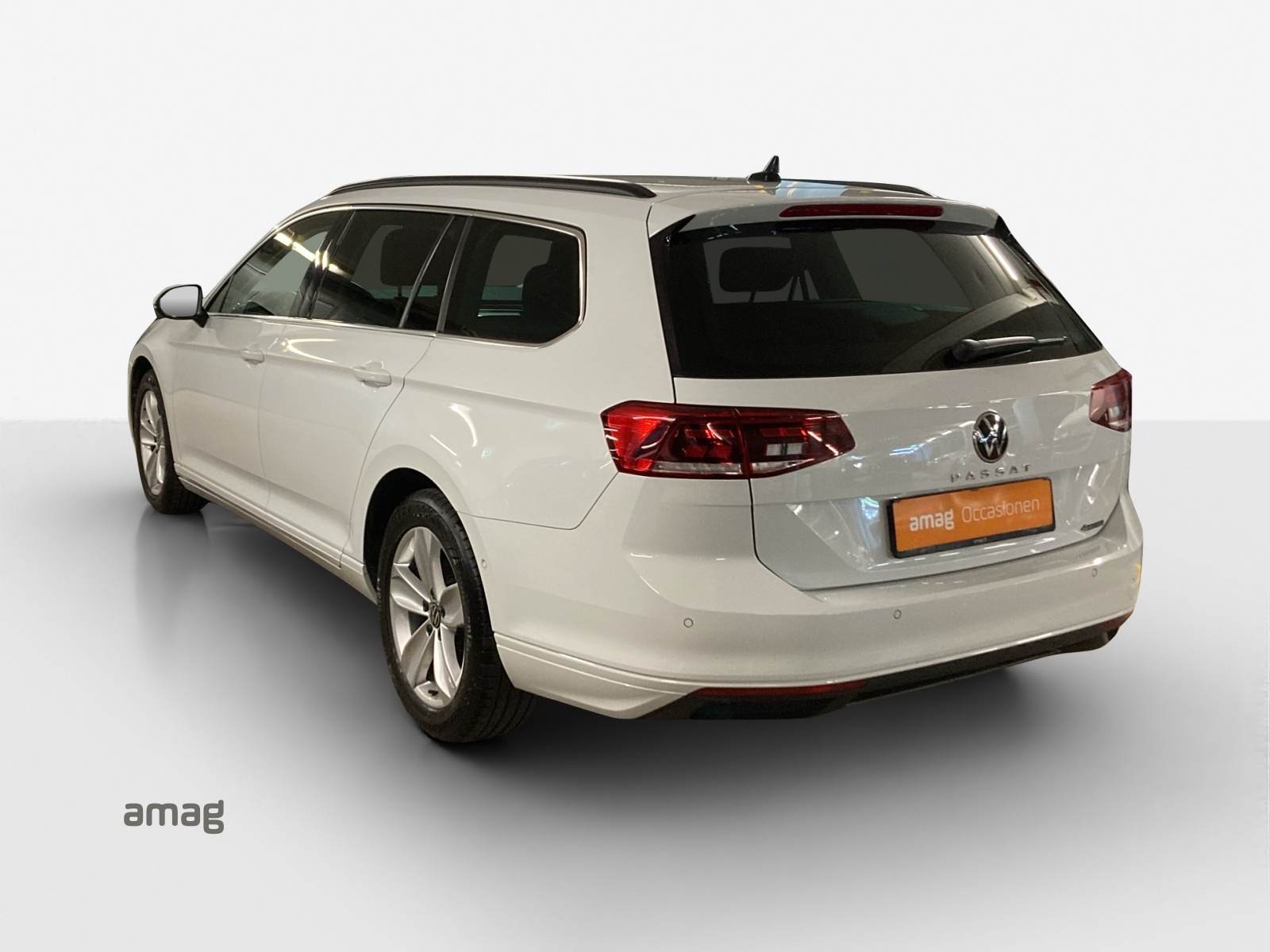 VW Passat 2.0 TDI BMT Business 4Motion DSG-showroom-element-2