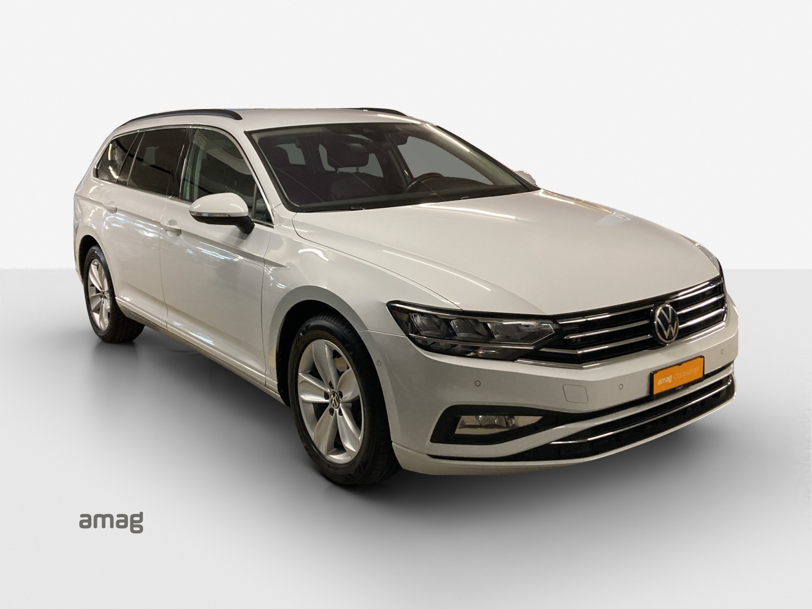 VW Passat 2.0 TDI BMT Business 4Motion DSG-image-5