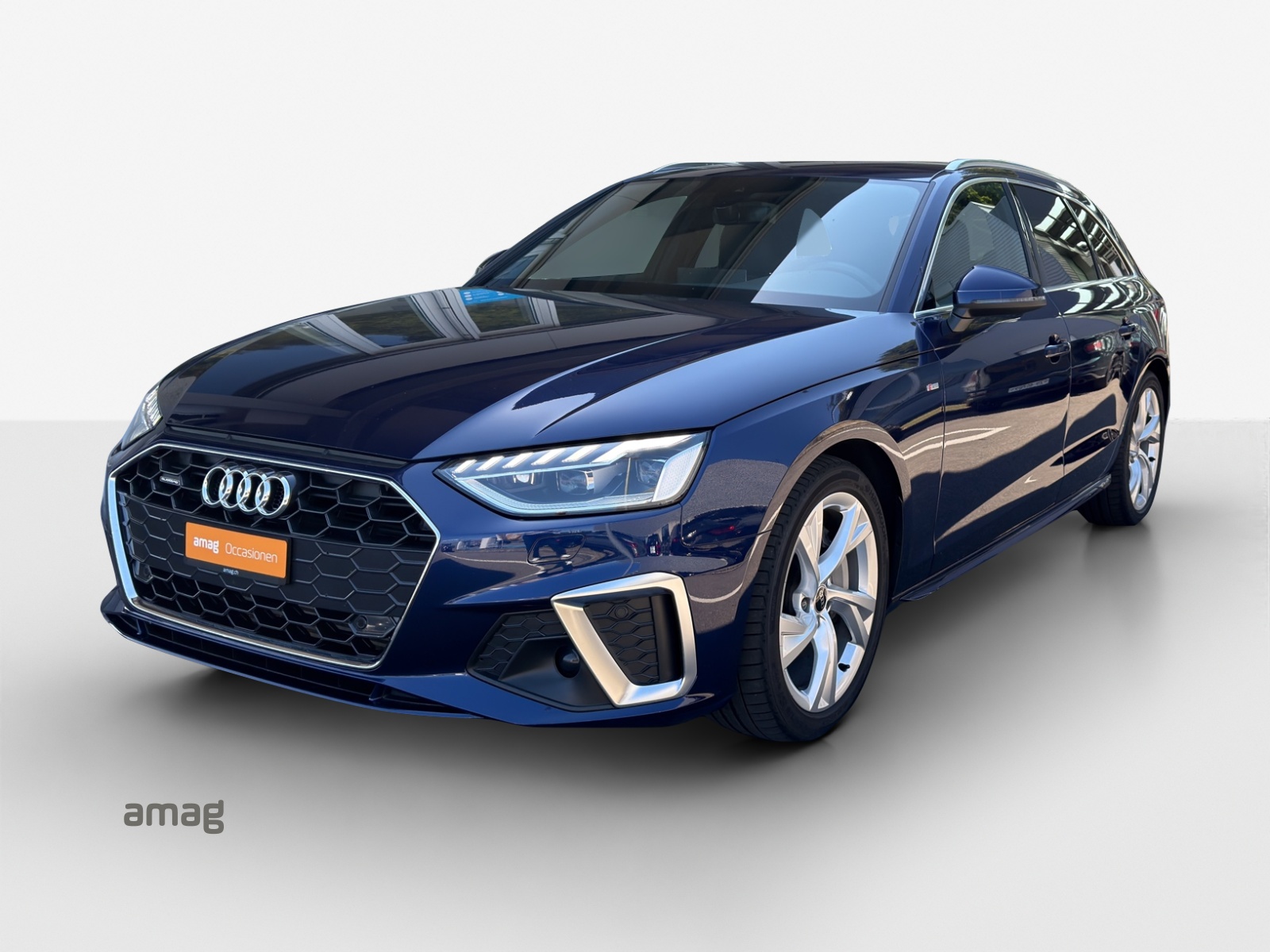AUDI A4 Avant 40 TFSI S line S-tronic quattro