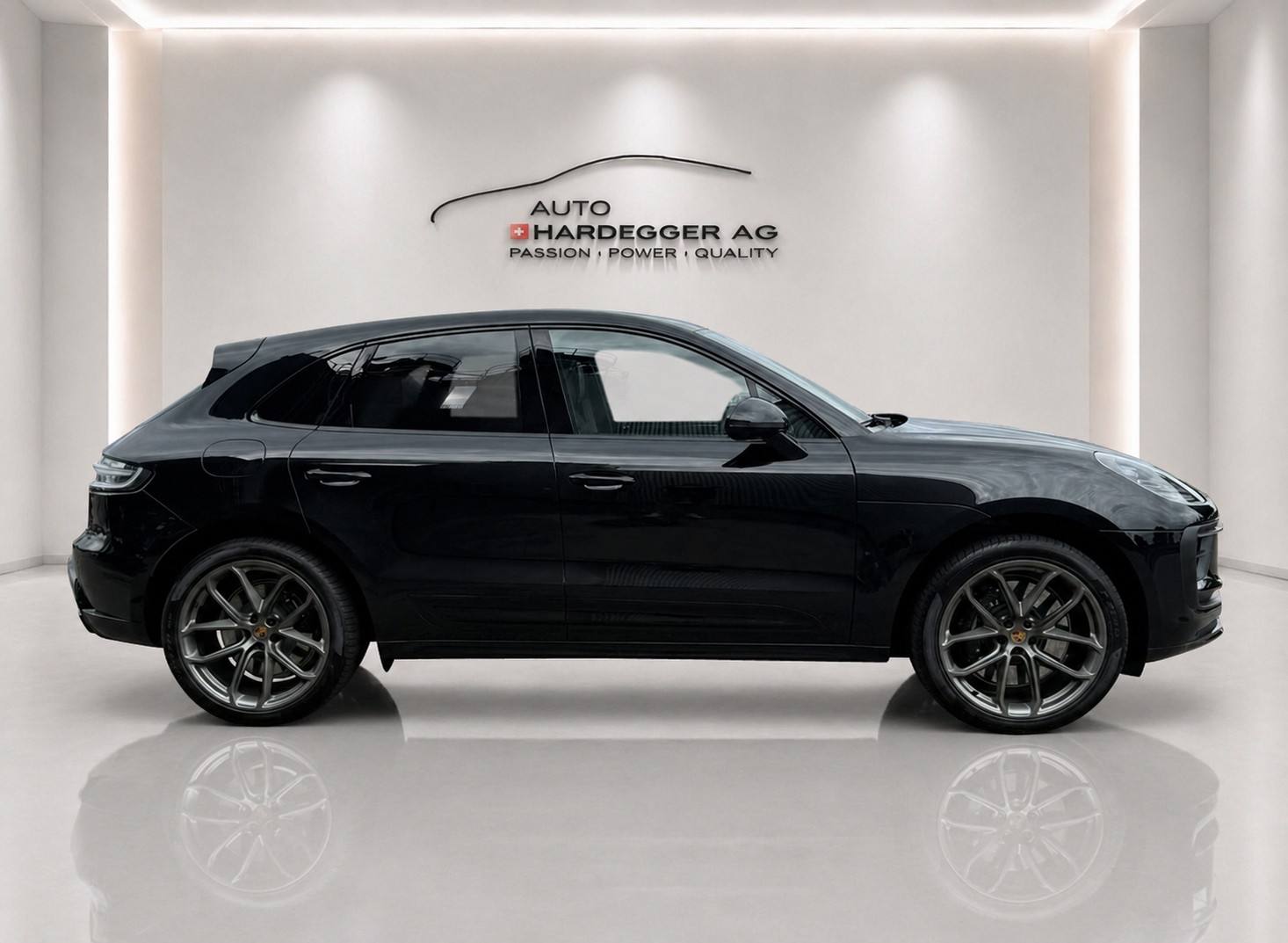 PORSCHE Macan GTS PDK Vollausstattung! Porsche Garantie - 01.2028-showroom-element-2