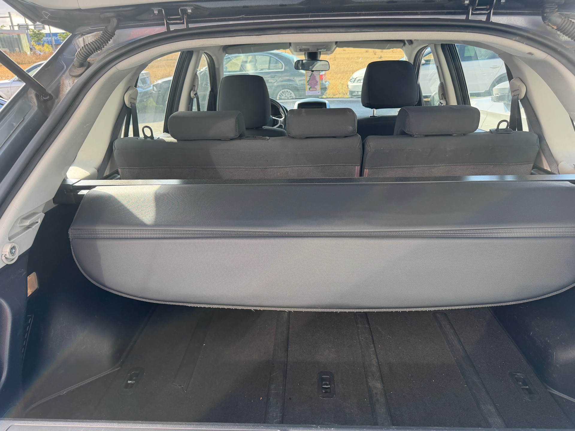 RENAULT Koleos 2.0 dCi Dynamique Luxe 4x4-image-8