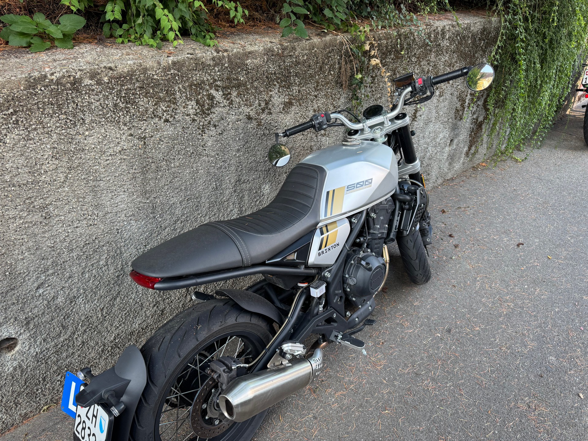 BRIXTON CROSSFIRE-image-4
