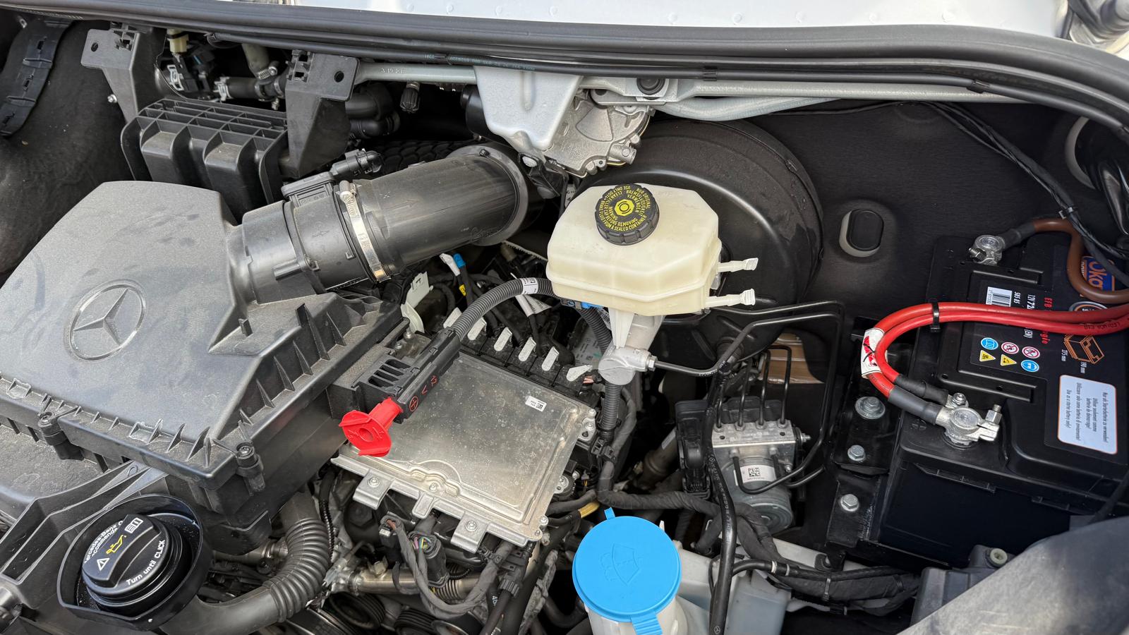 MERCEDES-BENZ 519 CDI-image-4