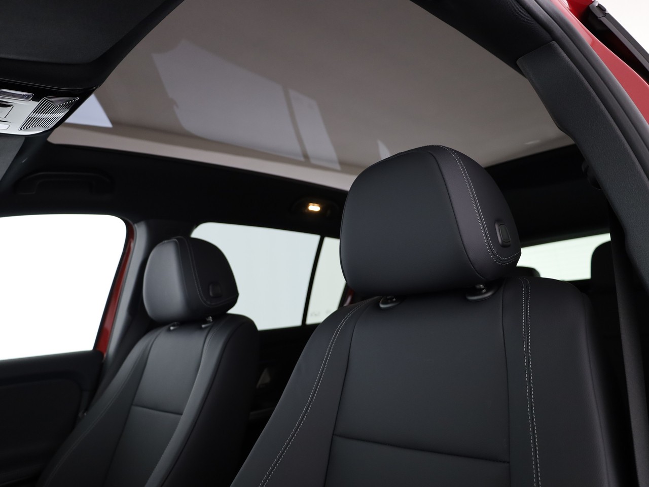 MERCEDES-BENZ GLB 220 4Matic 8G-Tronic-image-10