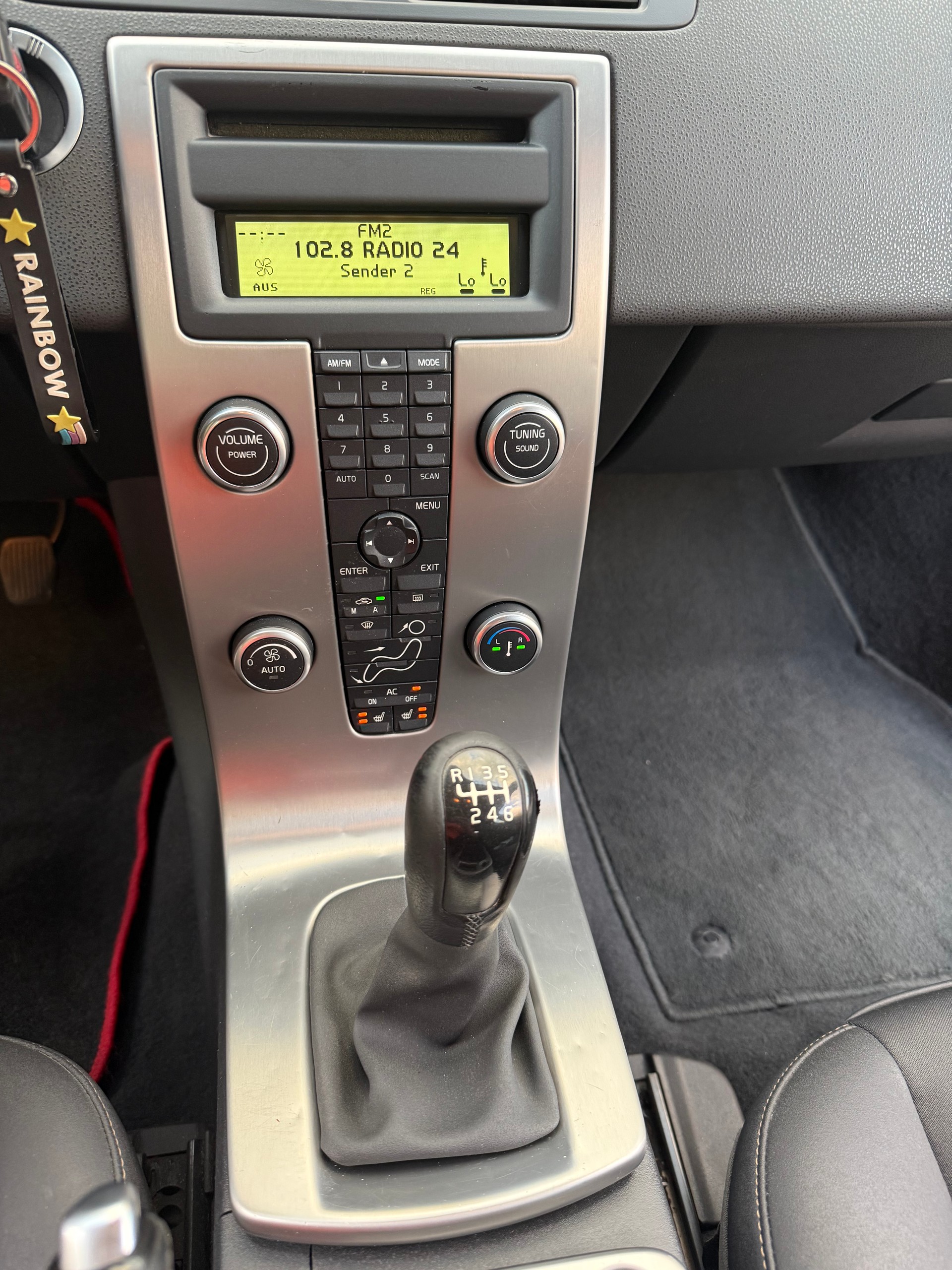 VOLVO V50 2.0D Momentum-image-22