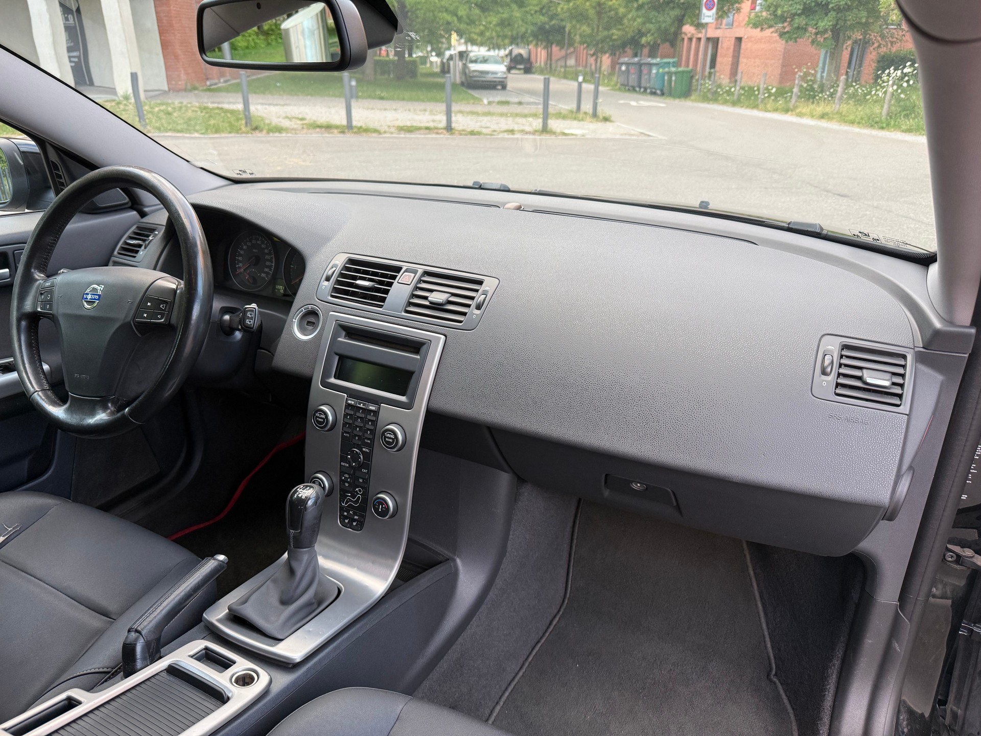 VOLVO V50 2.0D Momentum-image-20