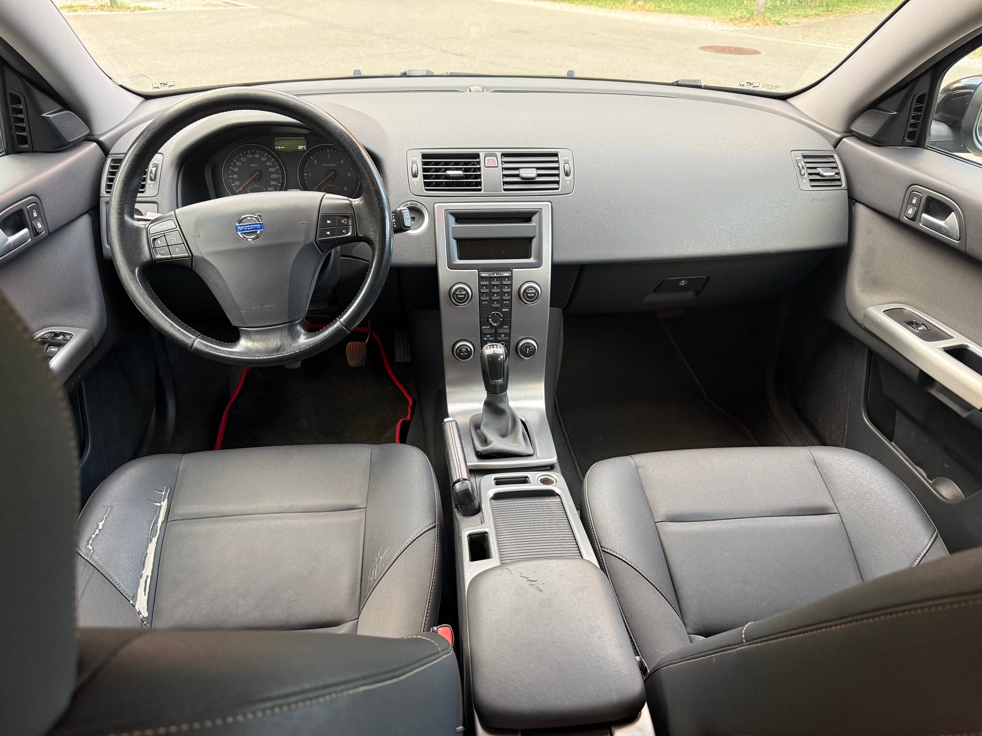 VOLVO V50 2.0D Momentum-image-17