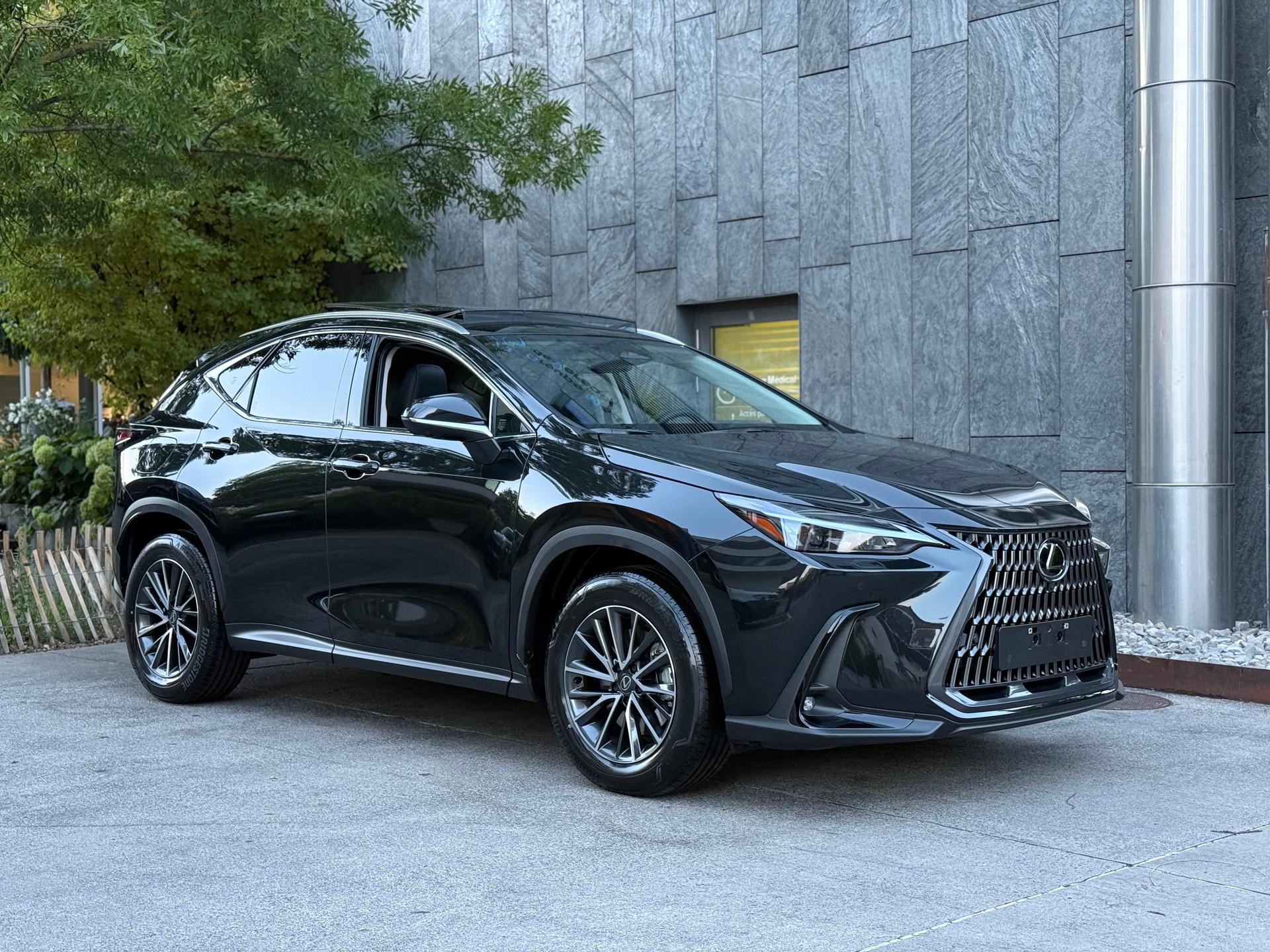 LEXUS NX 450h+ E-FOUR Comfort