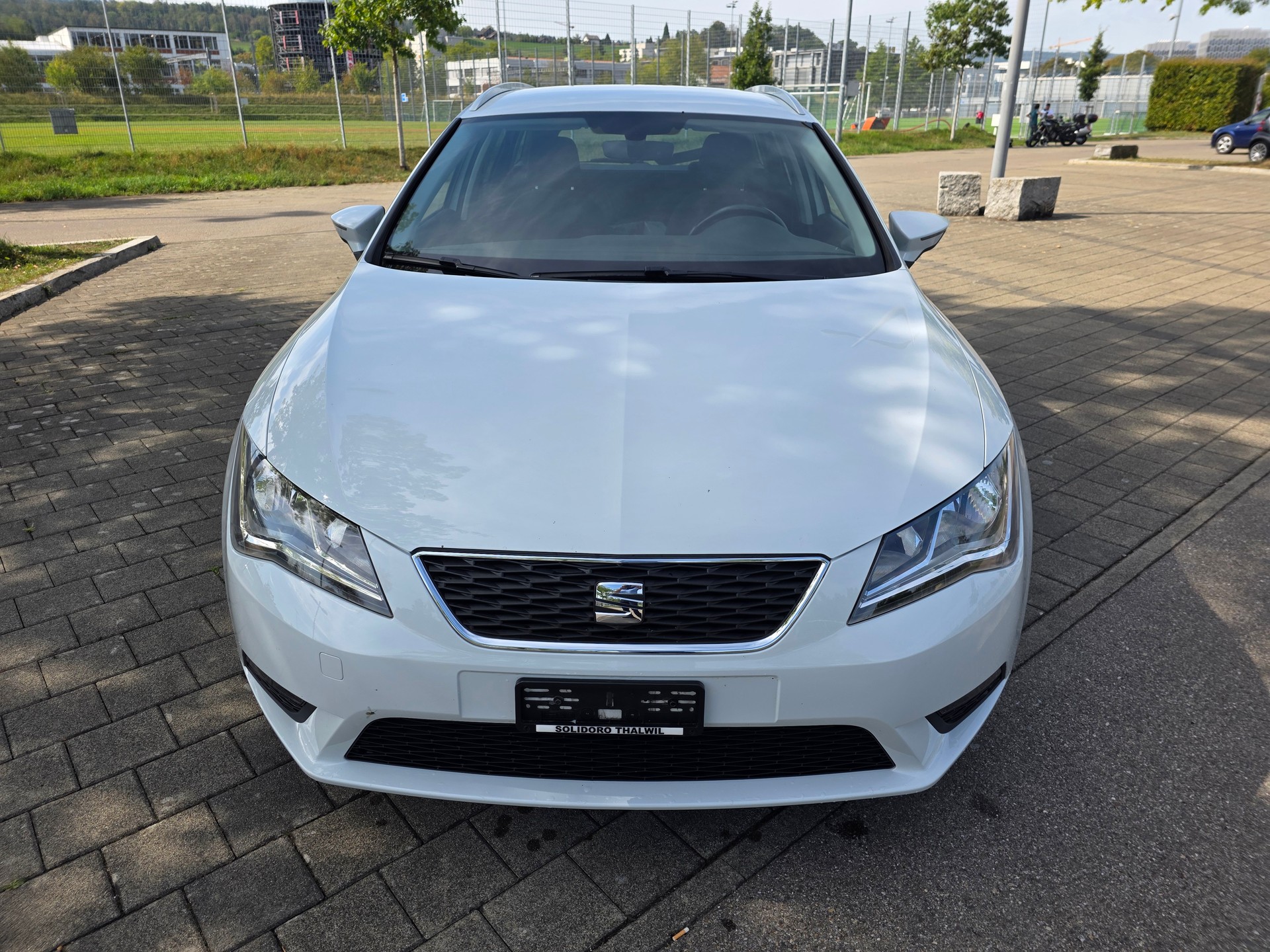SEAT Leon ST 1.6 TDI Style DSG-showroom-element-2