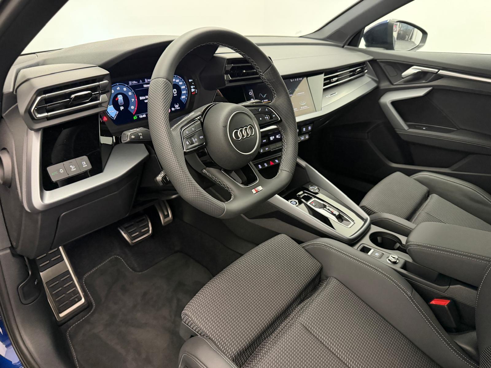 AUDI A3 Sportback 35 TFSI S Line S-Tronic-image-10