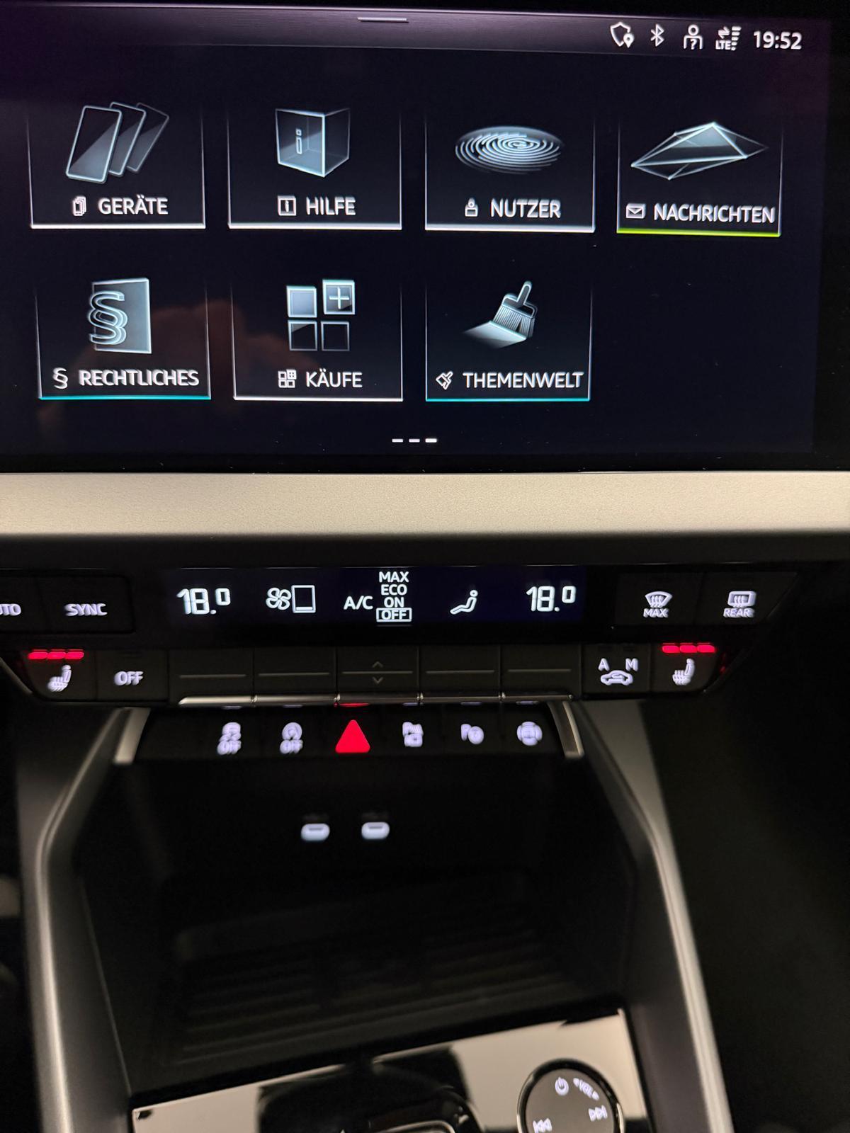 AUDI A3 Sportback 35 TFSI S Line S-Tronic-image-21