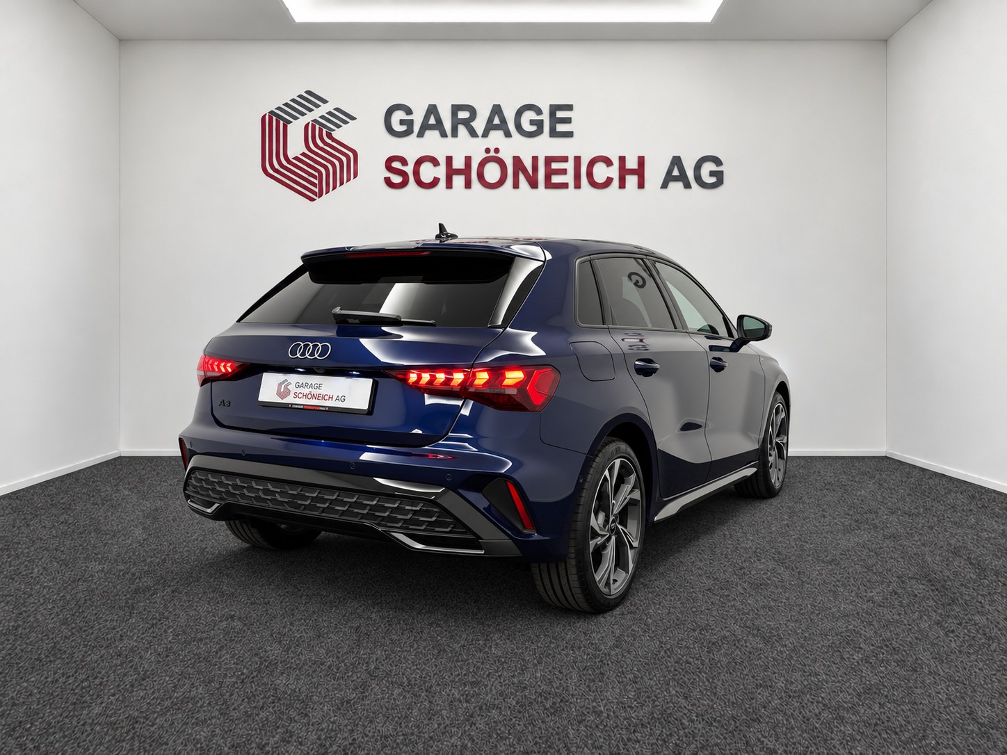AUDI A3 Sportback 35 TFSI S Line S-Tronic-image-4