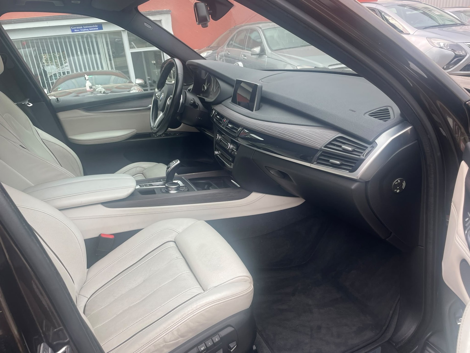 BMW X5 xDrive M50d Steptronic-image-7
