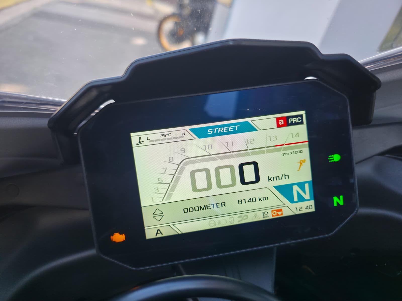 APRILIA RSV4 1100 Factory-image-4