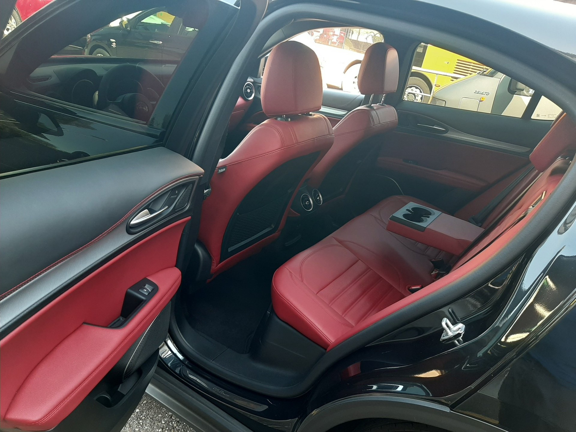 ALFA ROMEO Stelvio 2.2 JTDM Super Q4 Automatic-image-7