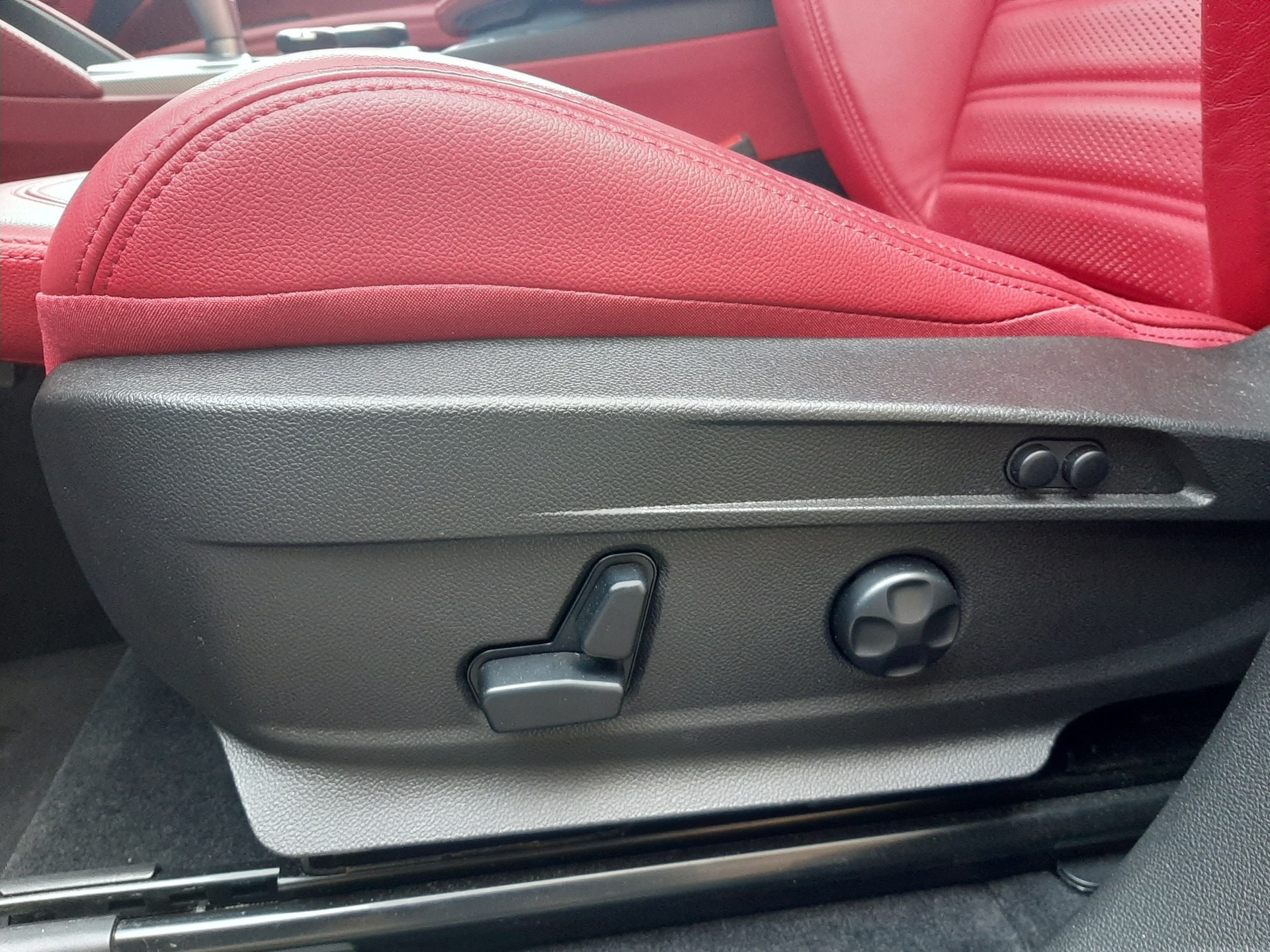 ALFA ROMEO Stelvio 2.2 JTDM Super Q4 Automatic-image-9