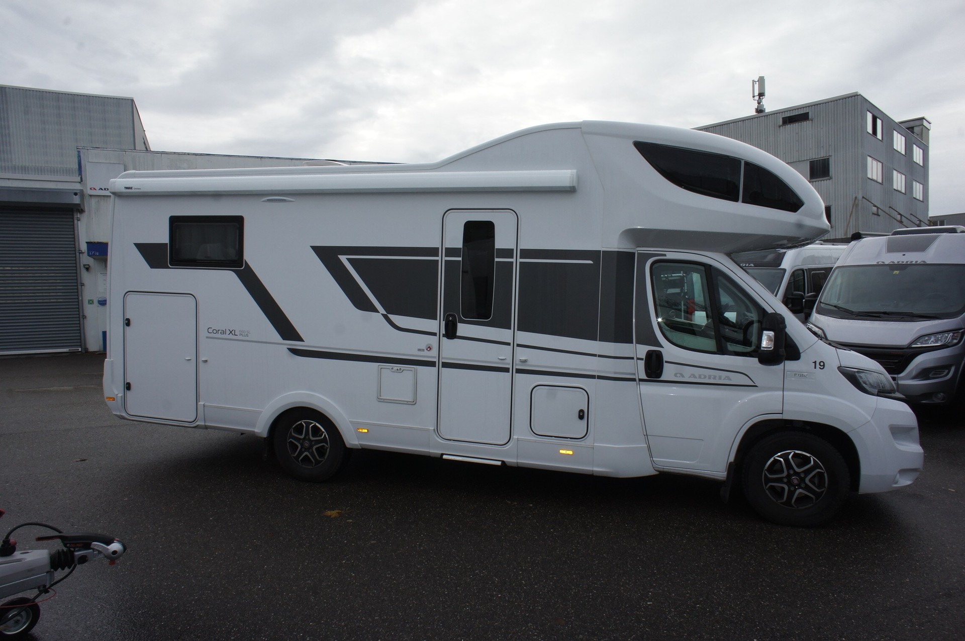 ADRIA Coral XL Plus 660 SL-showroom-element-1