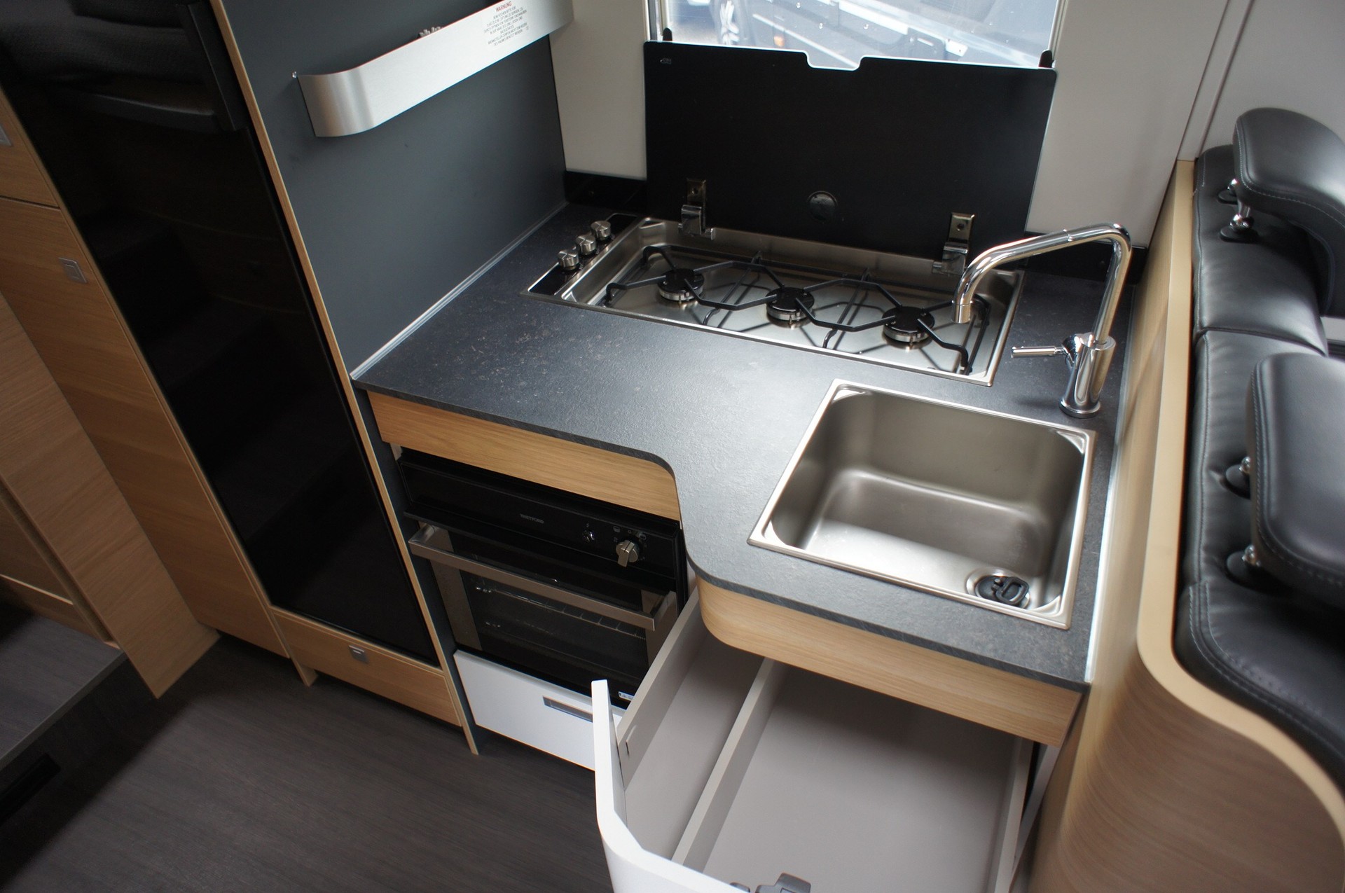 ADRIA Coral XL Plus 660 SL-image-14