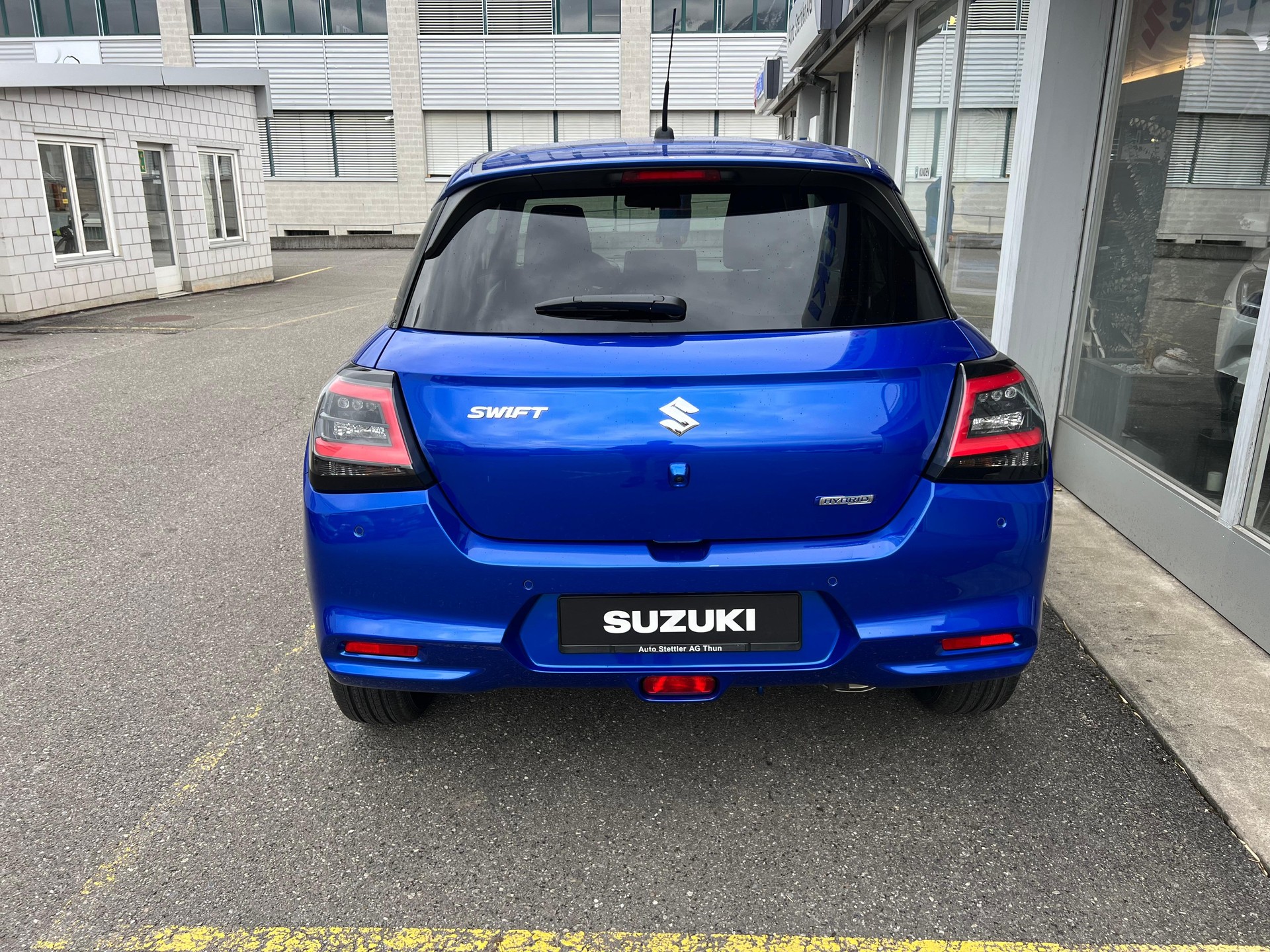SUZUKI Swift 1.2 Tradizio Hybrid 4x4-showroom-element-3