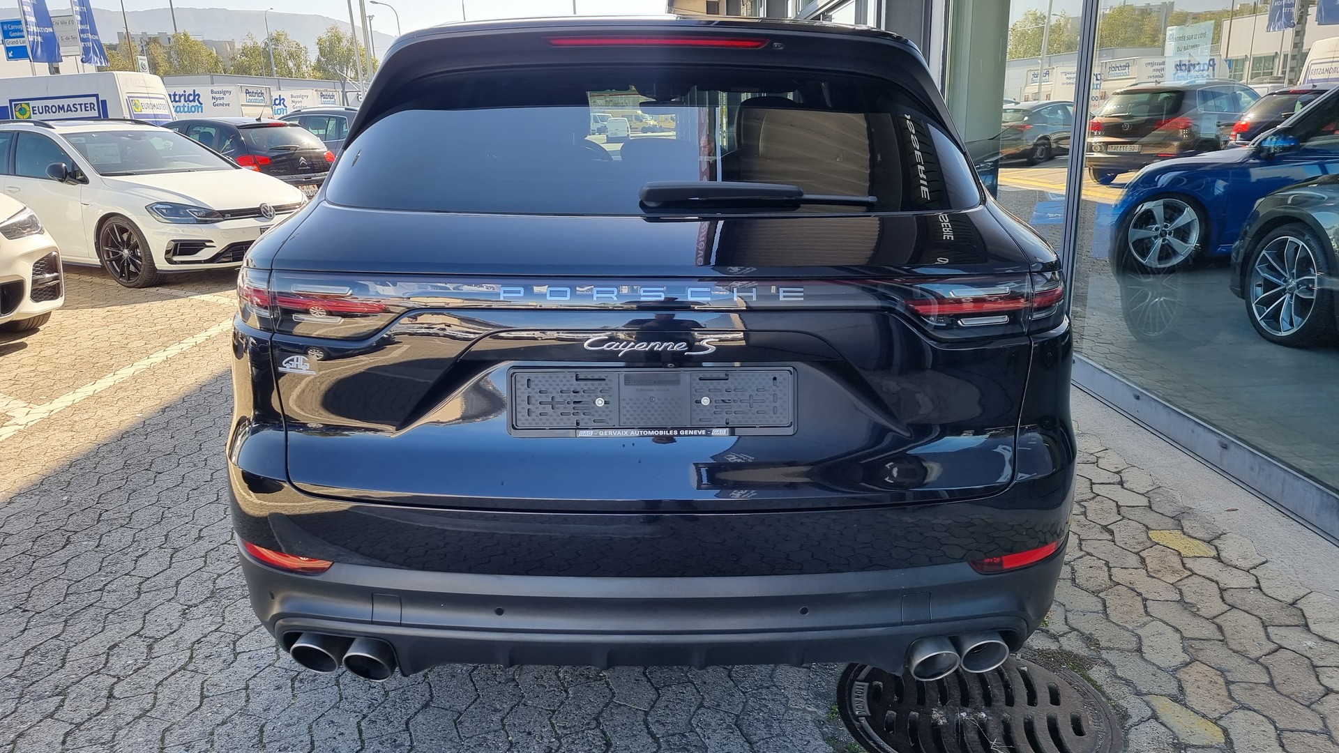 PORSCHE Cayenne S-image-6