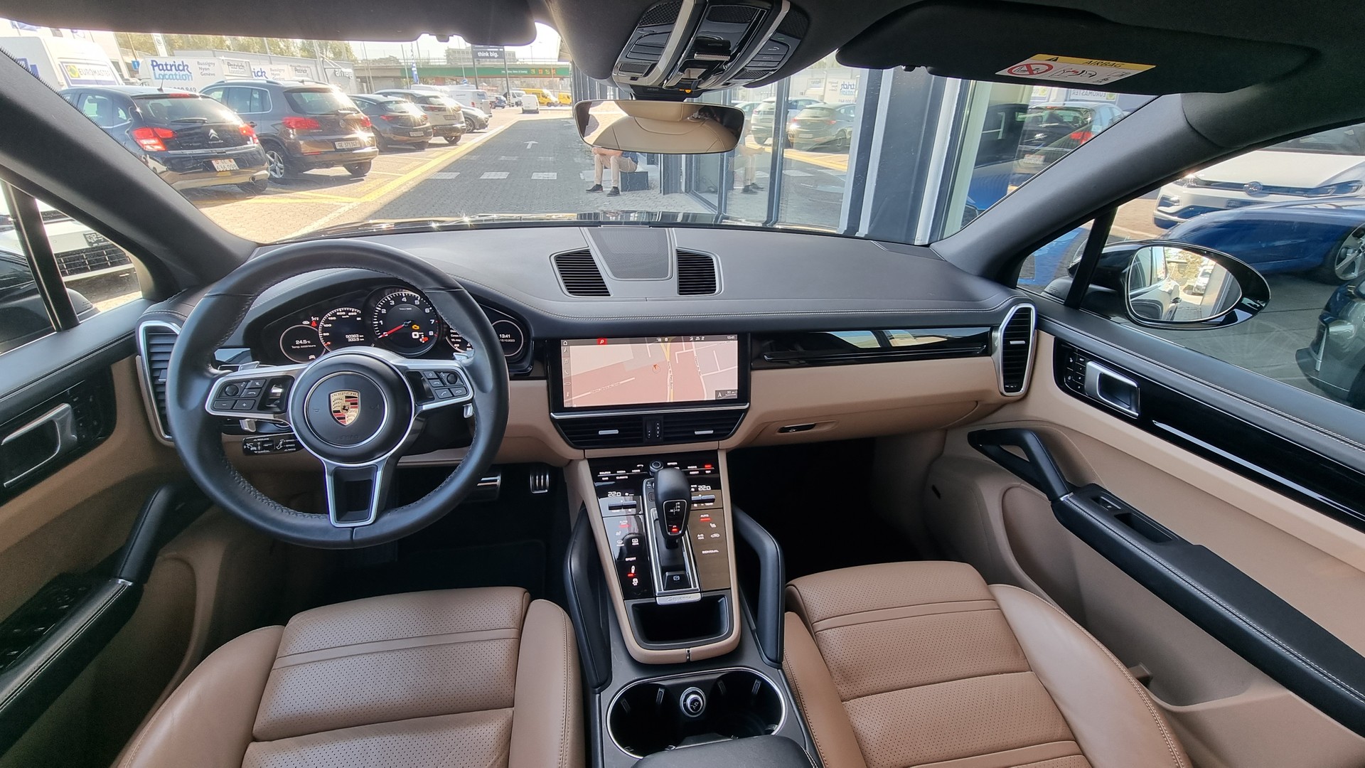 PORSCHE Cayenne S-image-8