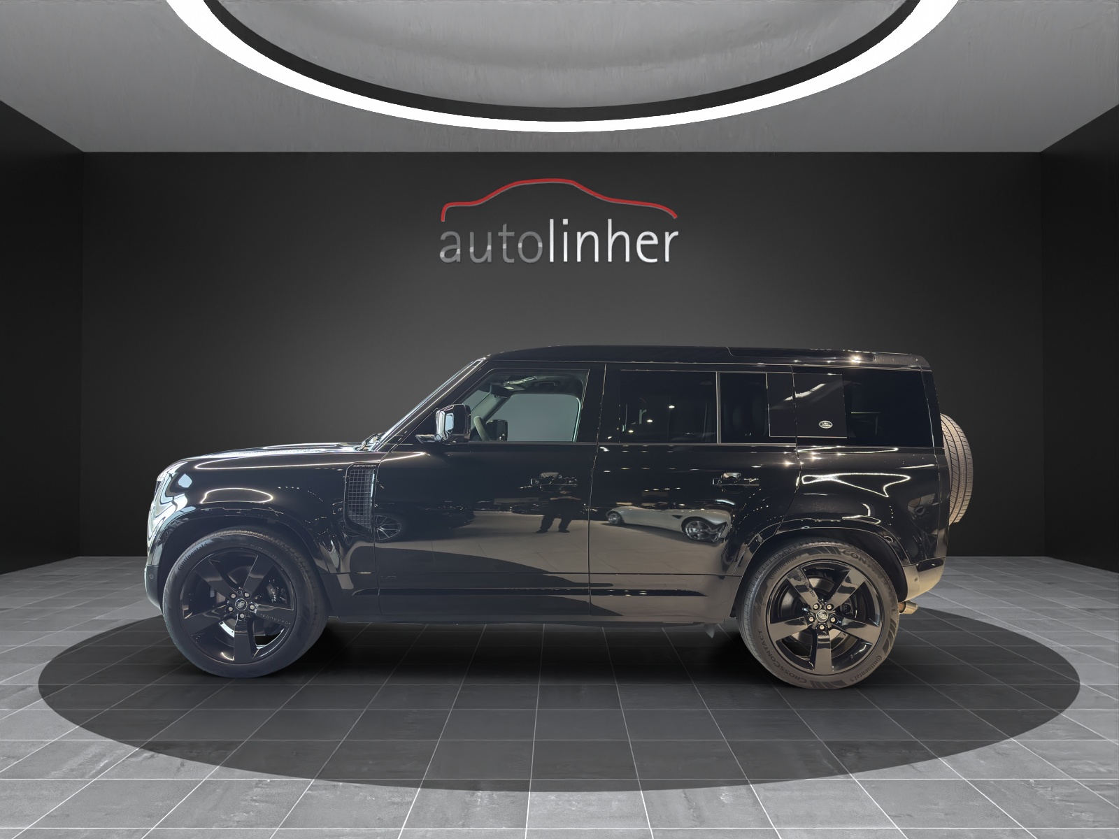 LAND ROVER Defender 110 525 V8 5.0 AT8-showroom-element-1