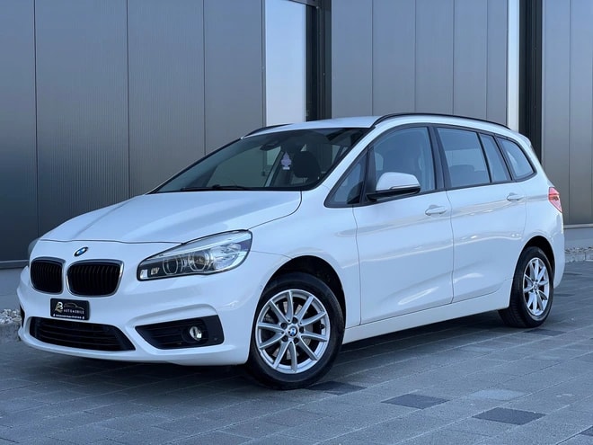 BMW 218d xDrive Gran Tourer Sport Line Steptronic-image-6